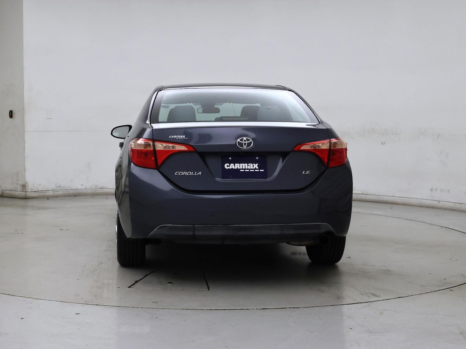 2018 Toyota Corolla LE - Photo 7
