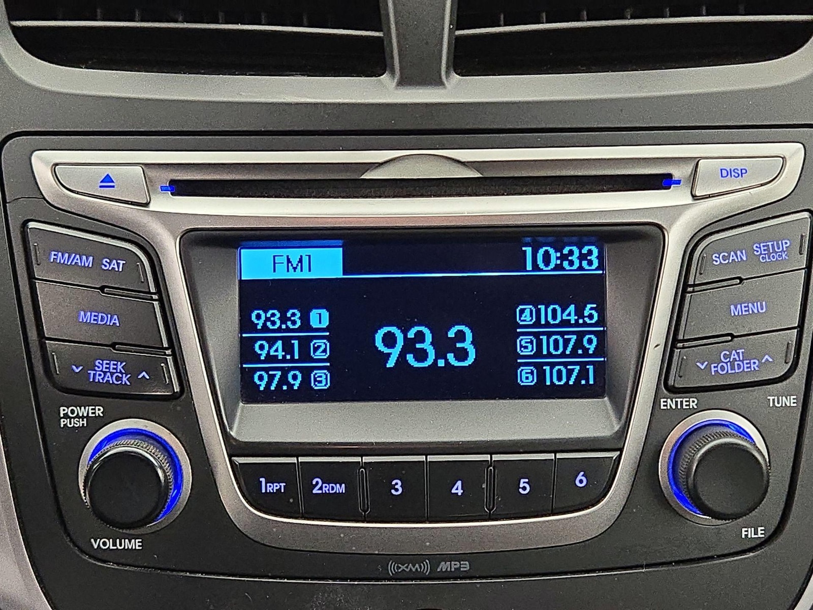2017 Hyundai Accent SE - Photo 15