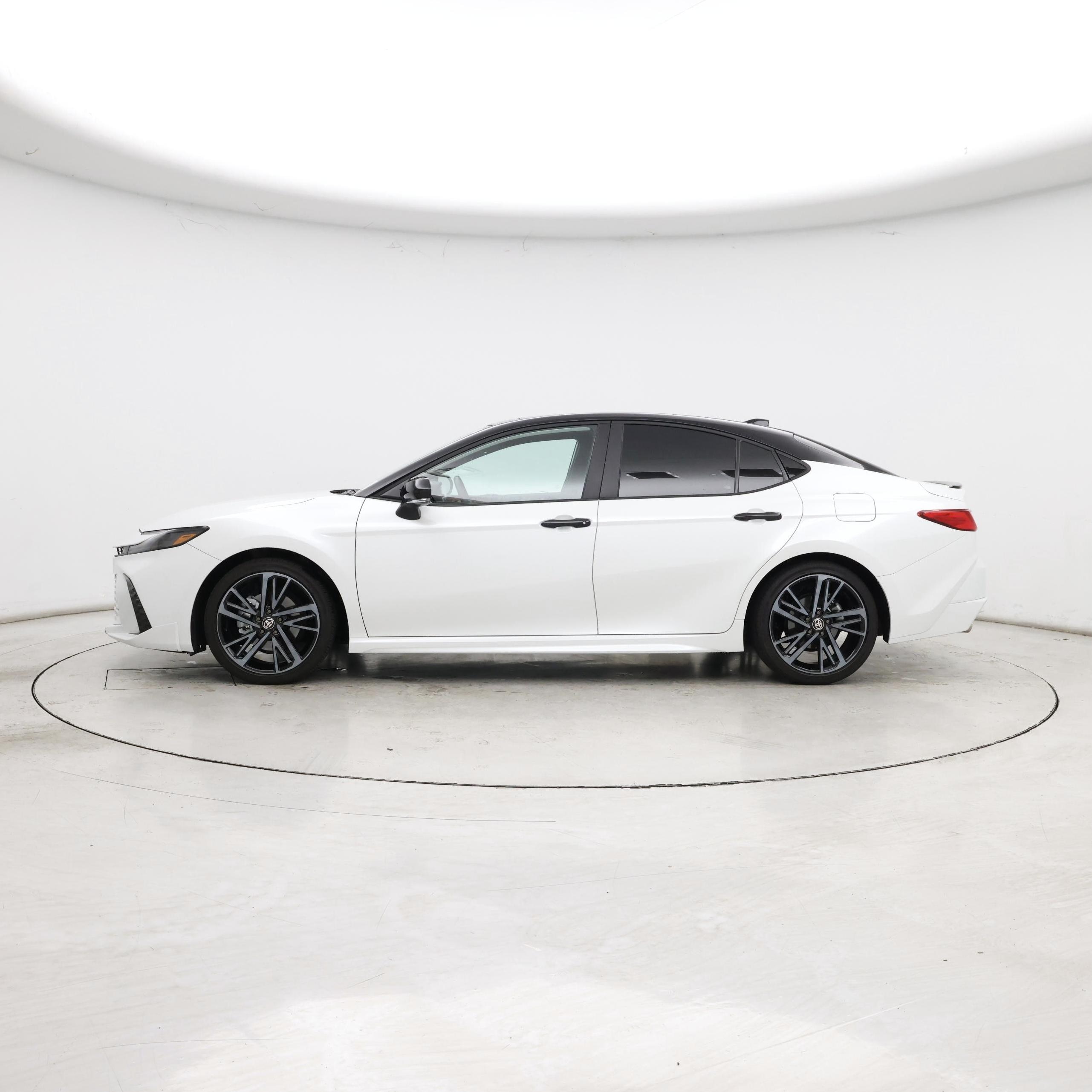 Thumbnail: 2026 Toyota Camry - 3