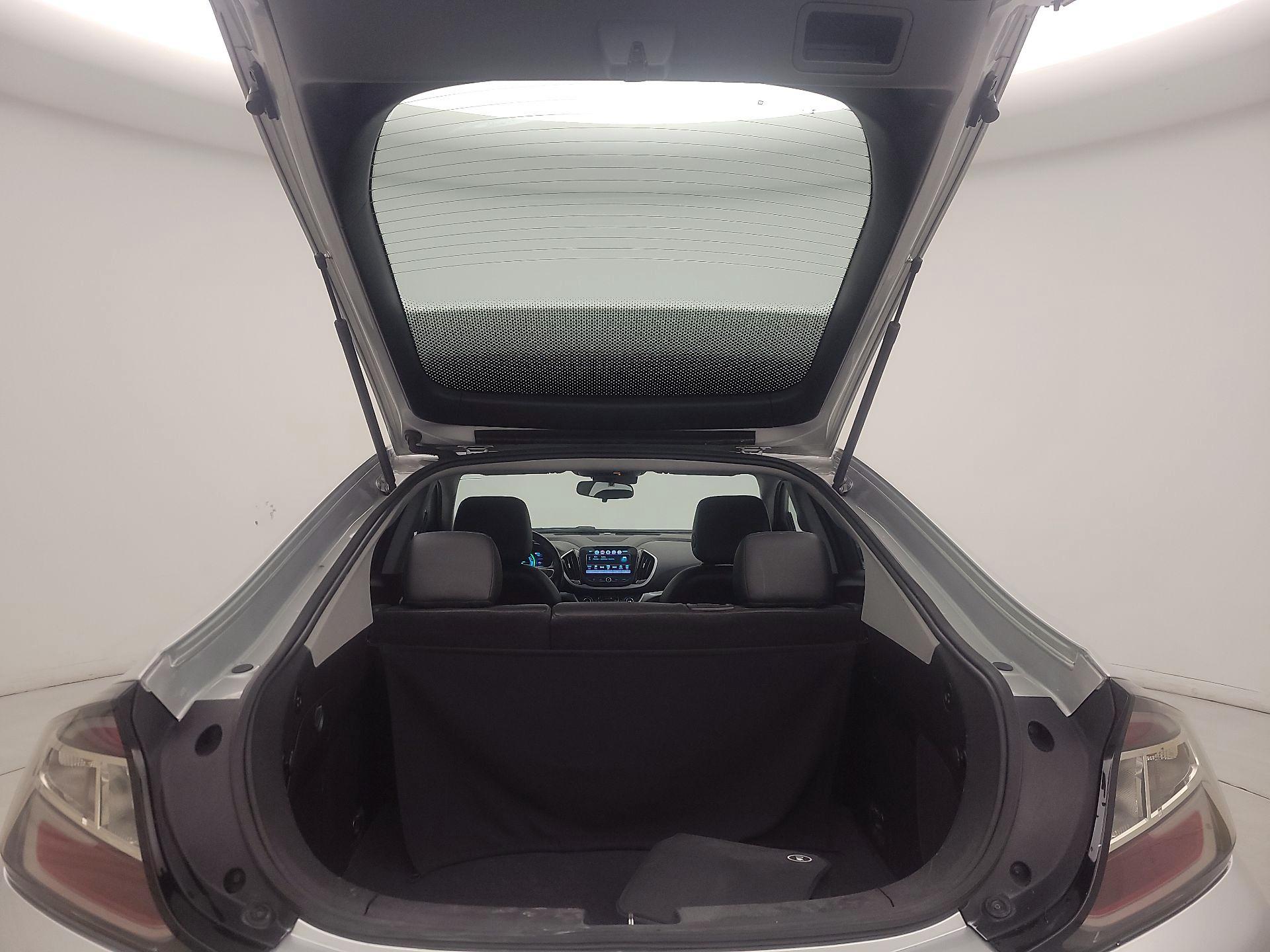 Thumbnail: 2017 Chevrolet Volt - 20