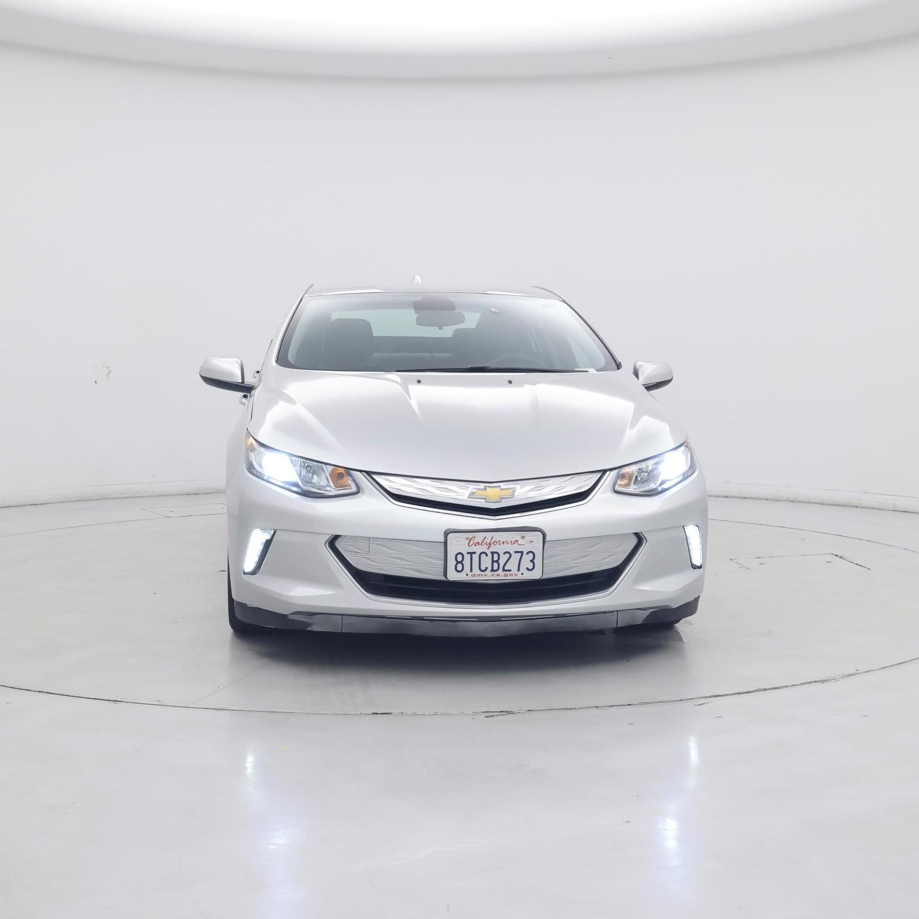 Thumbnail: 2017 Chevrolet Volt - 5