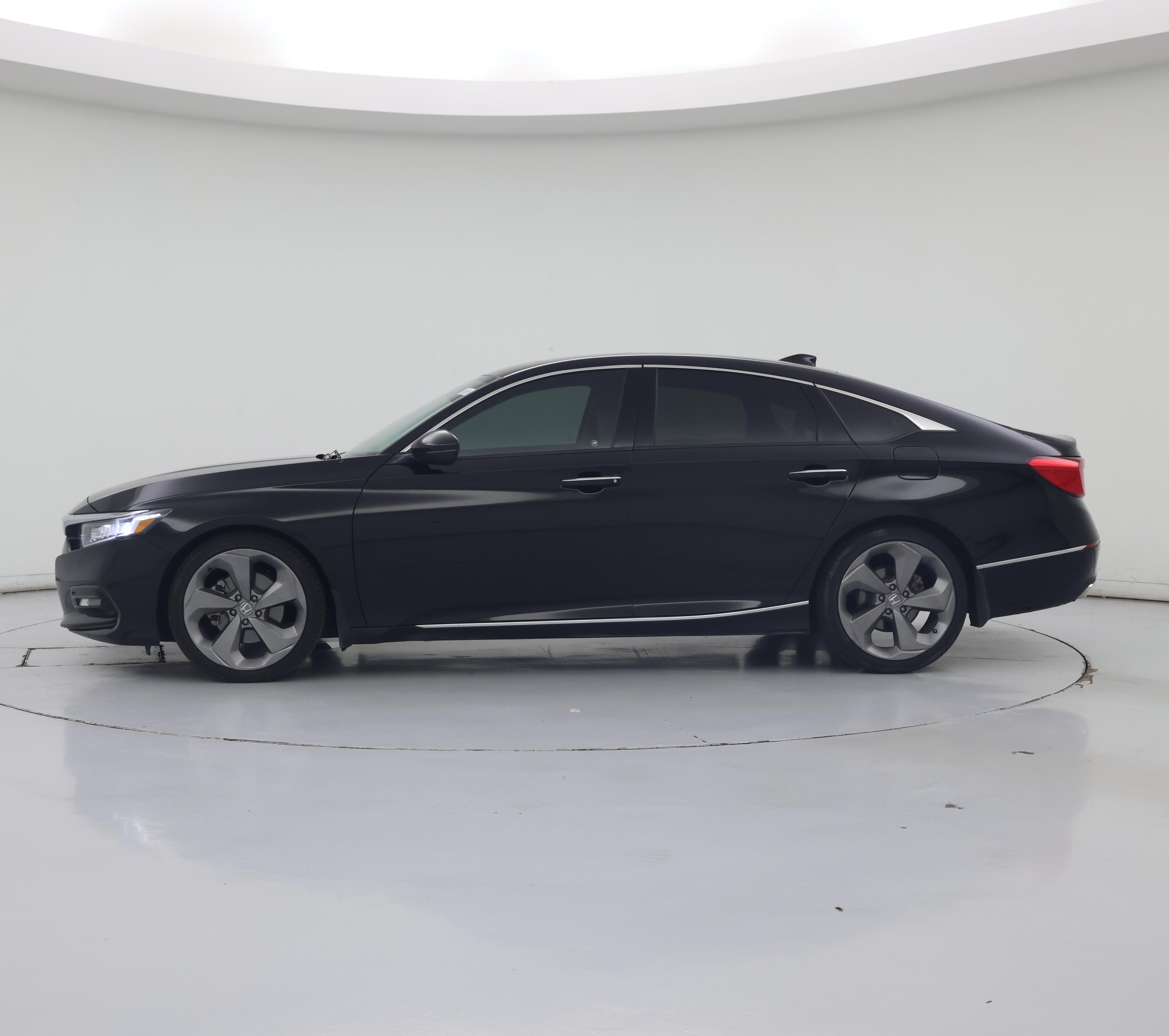 Thumbnail: 2018 Honda Accord - 3
