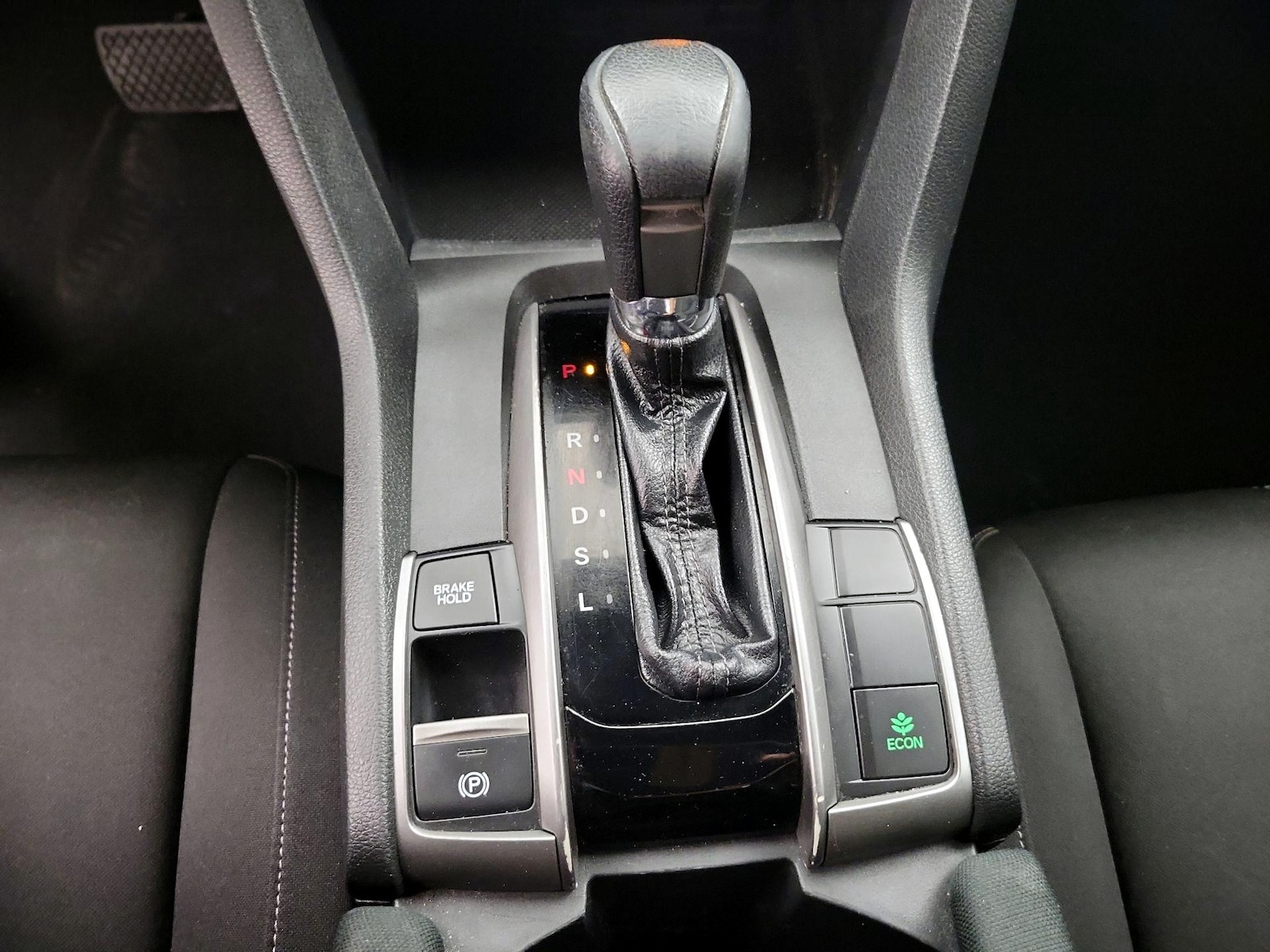 2019 Honda Civic Hatchback EX - Photo 15