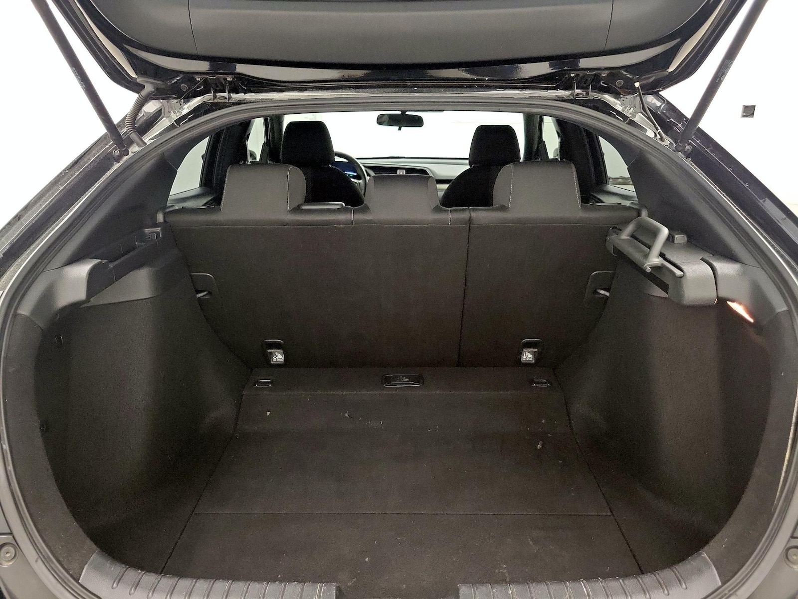 2019 Honda Civic Hatchback EX - Photo 18