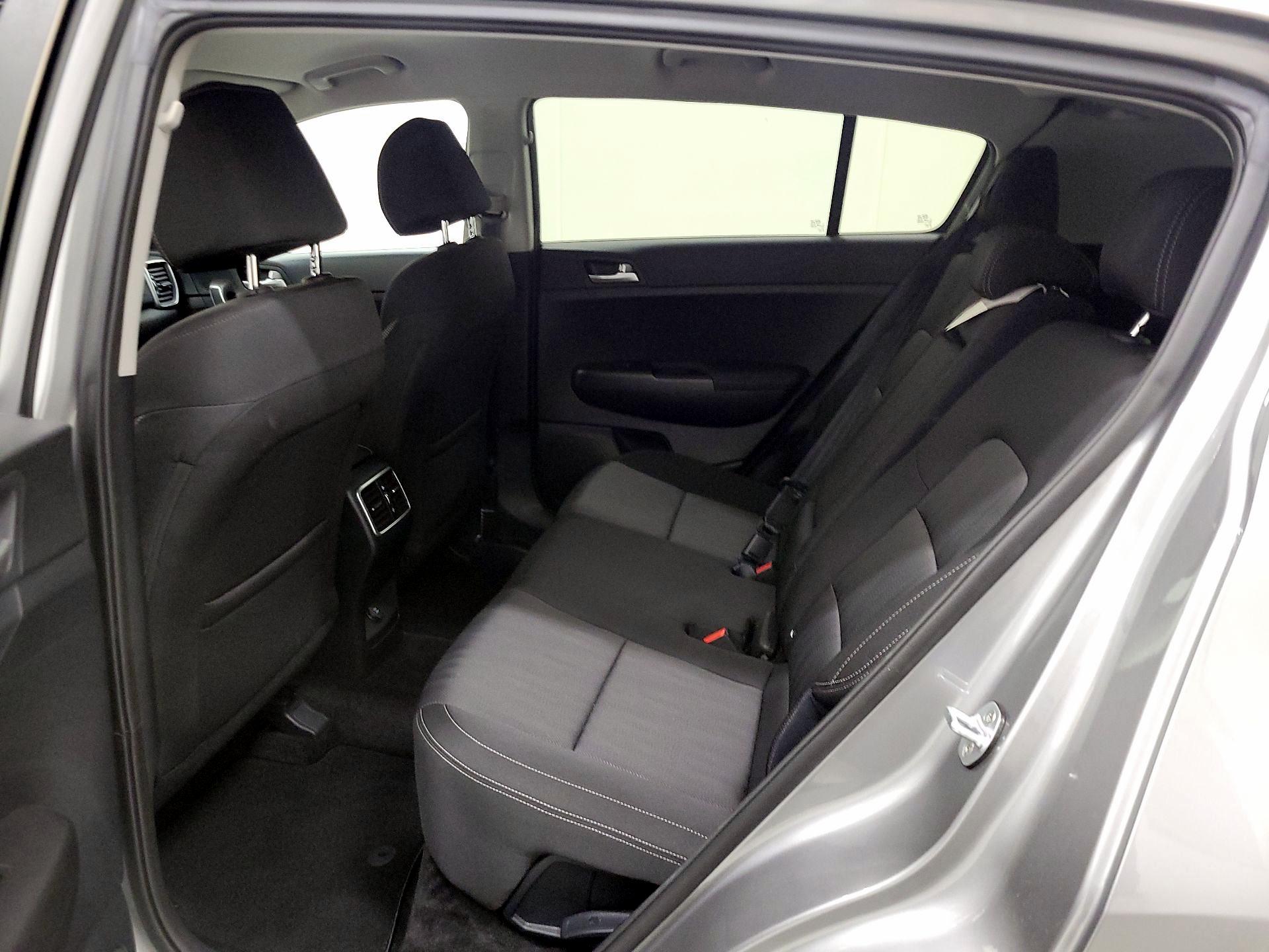 Thumbnail: 2020 Kia Sportage - 19