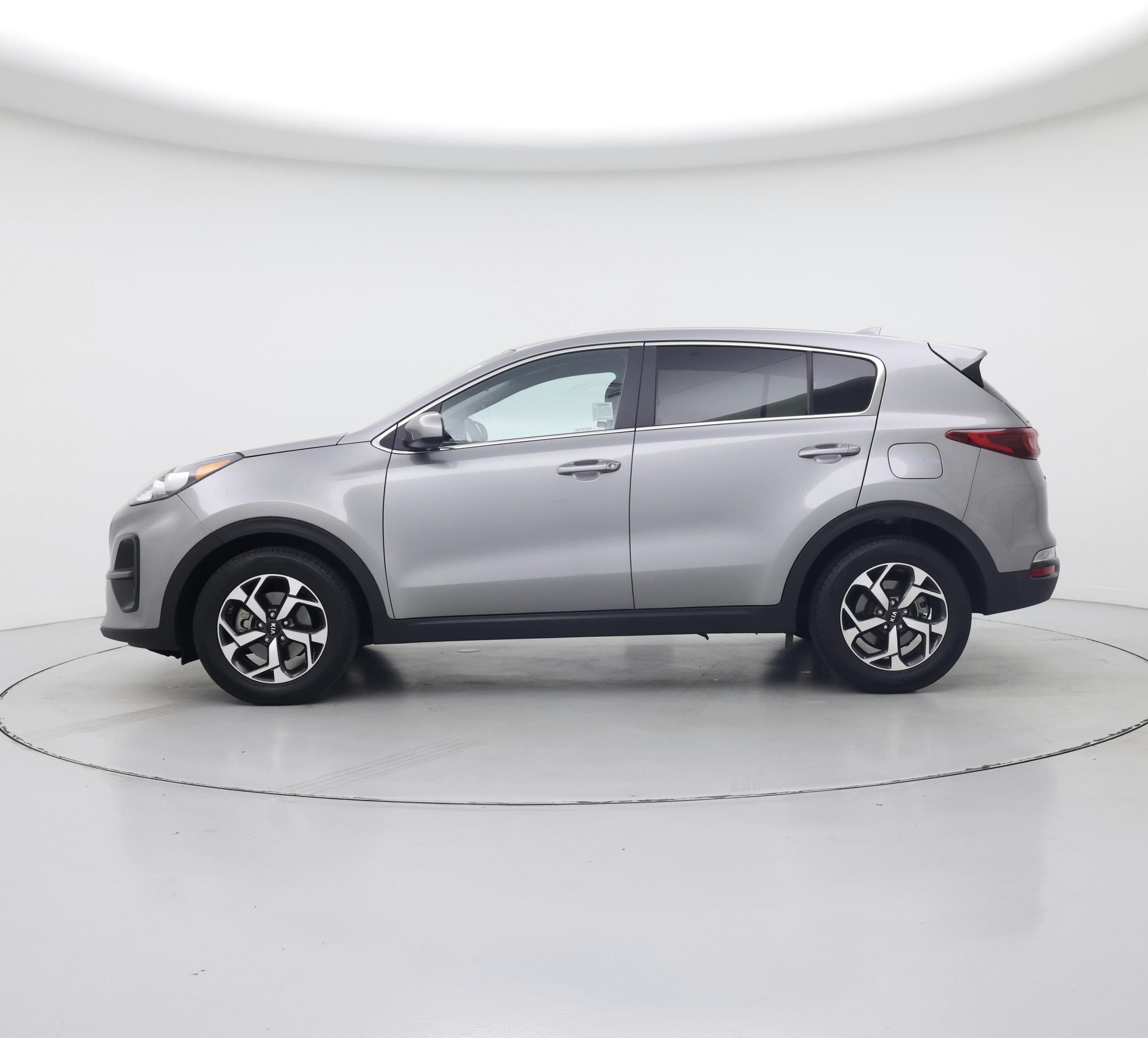 Thumbnail: 2020 Kia Sportage - 3