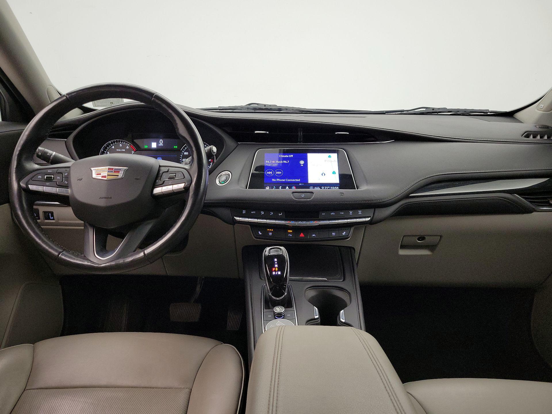 Thumbnail: 2020 Cadillac XT4 - 9