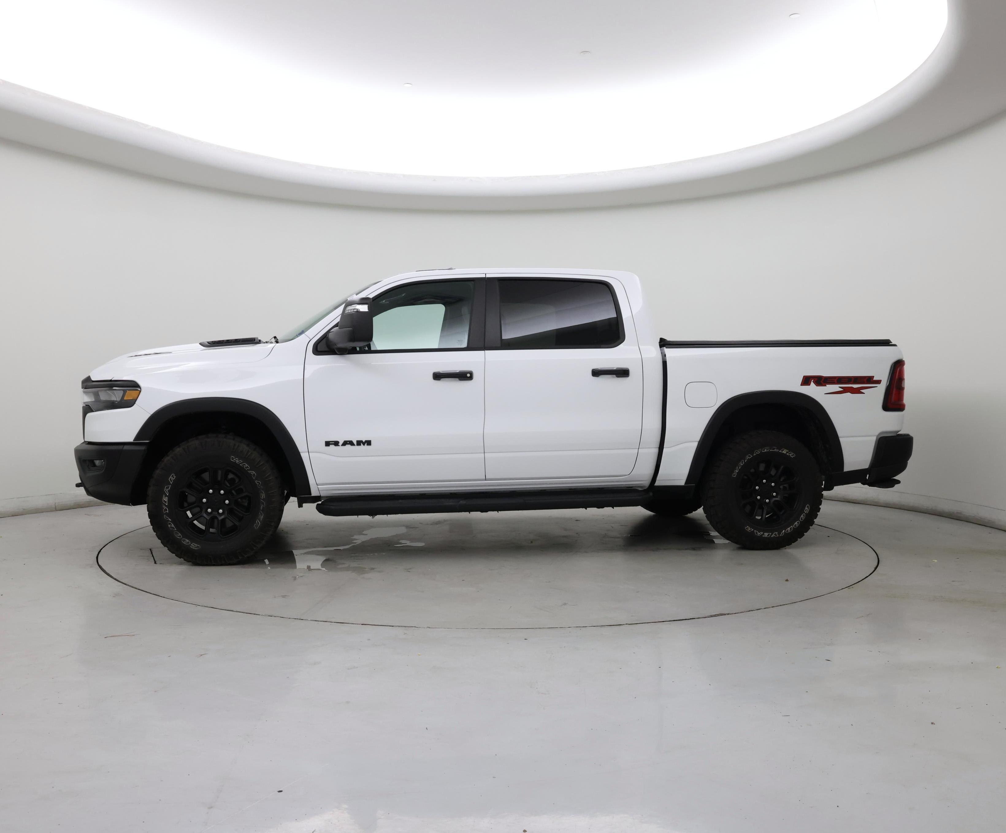 Thumbnail: 2025 RAM 1500 - 3