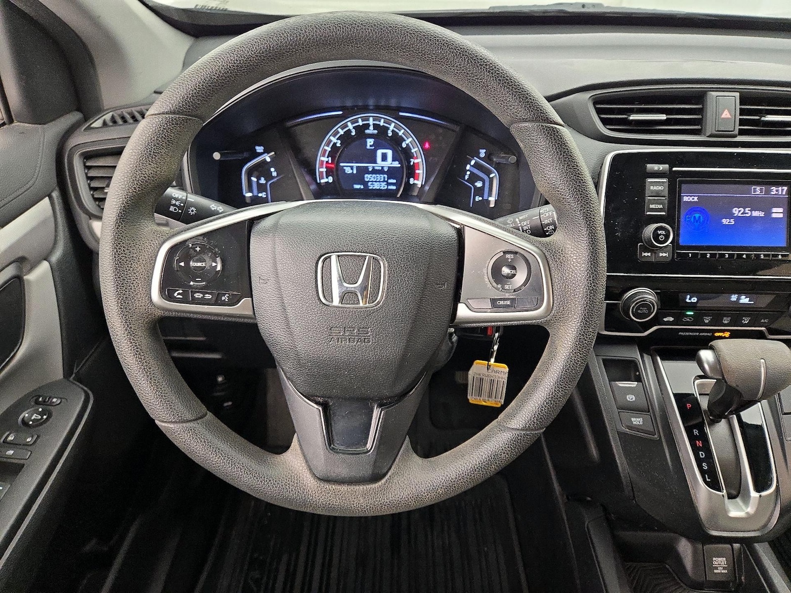 2017 Honda CR-V LX - Photo 11