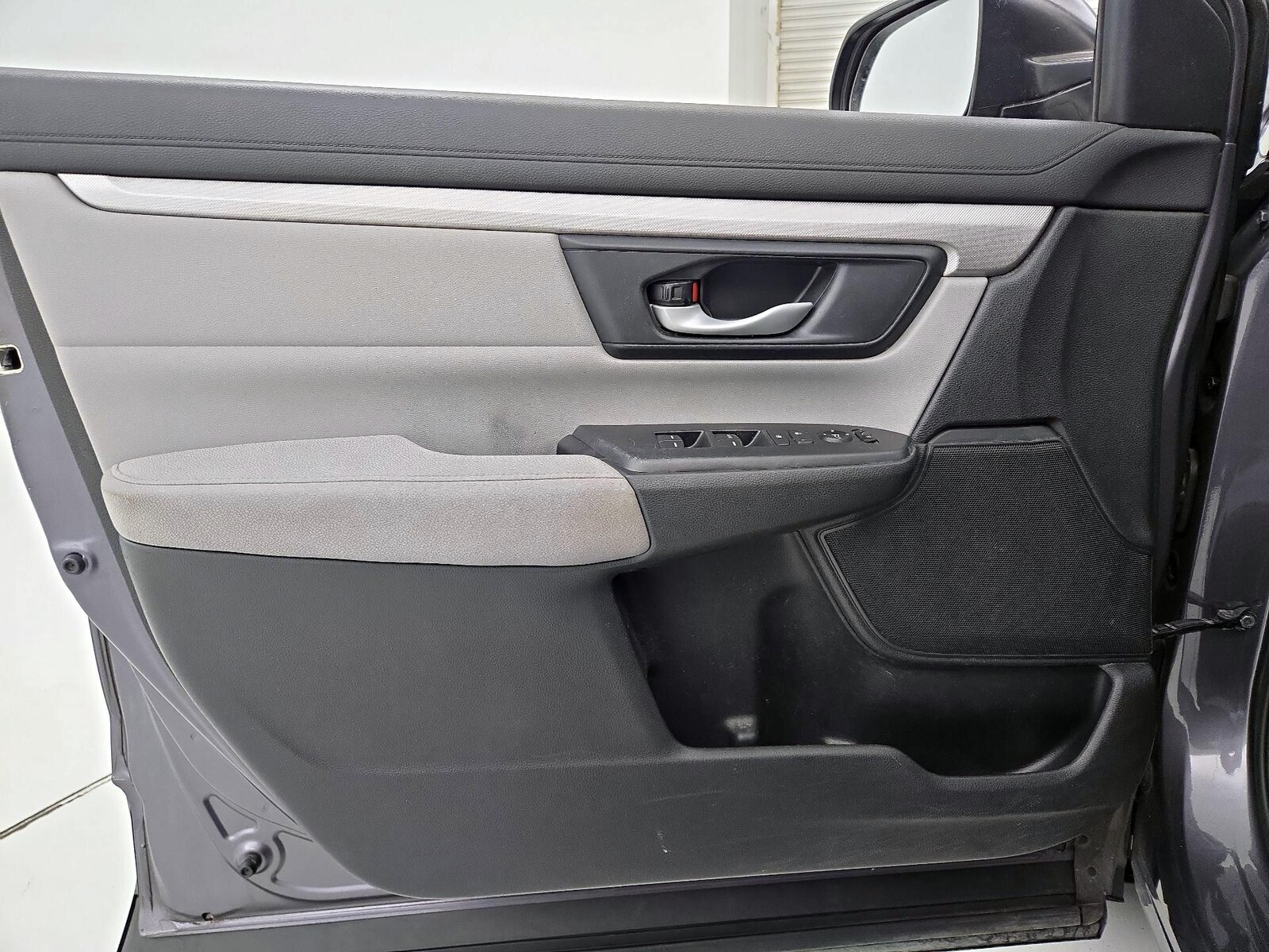 2017 Honda CR-V LX - Photo 13