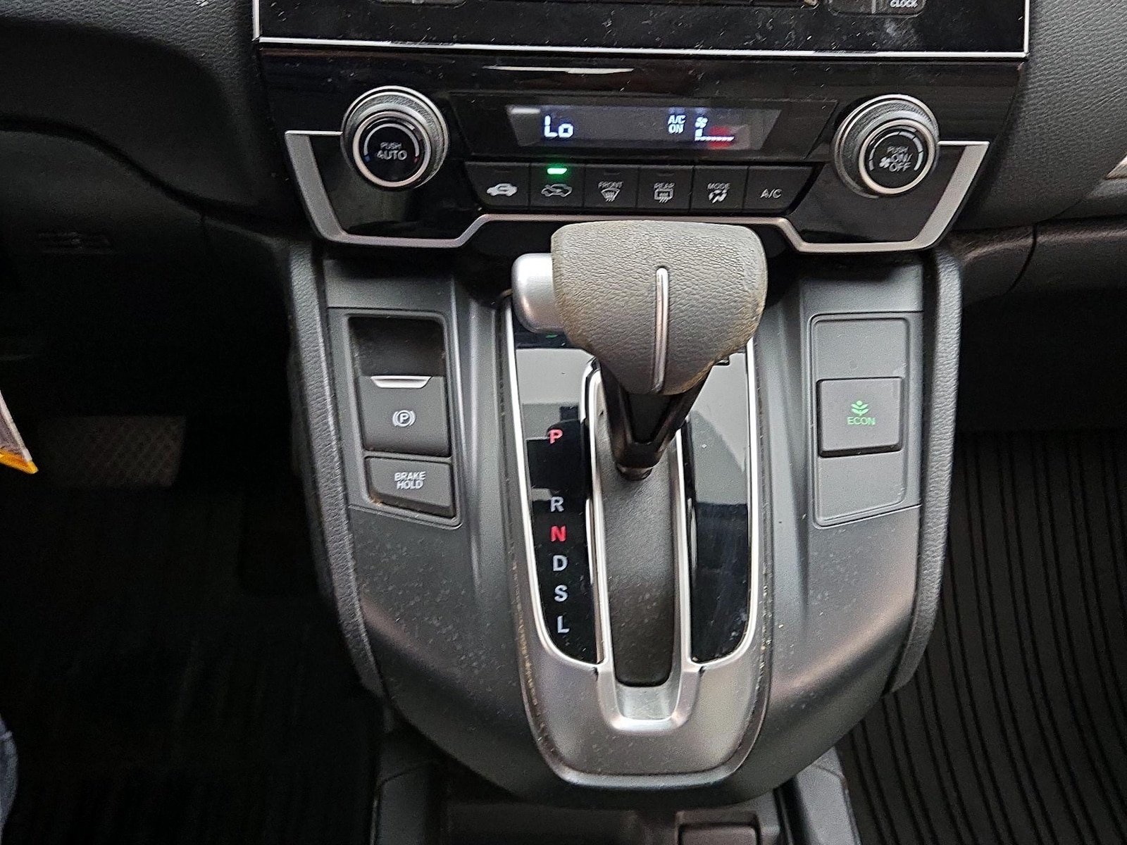 2017 Honda CR-V LX - Photo 18