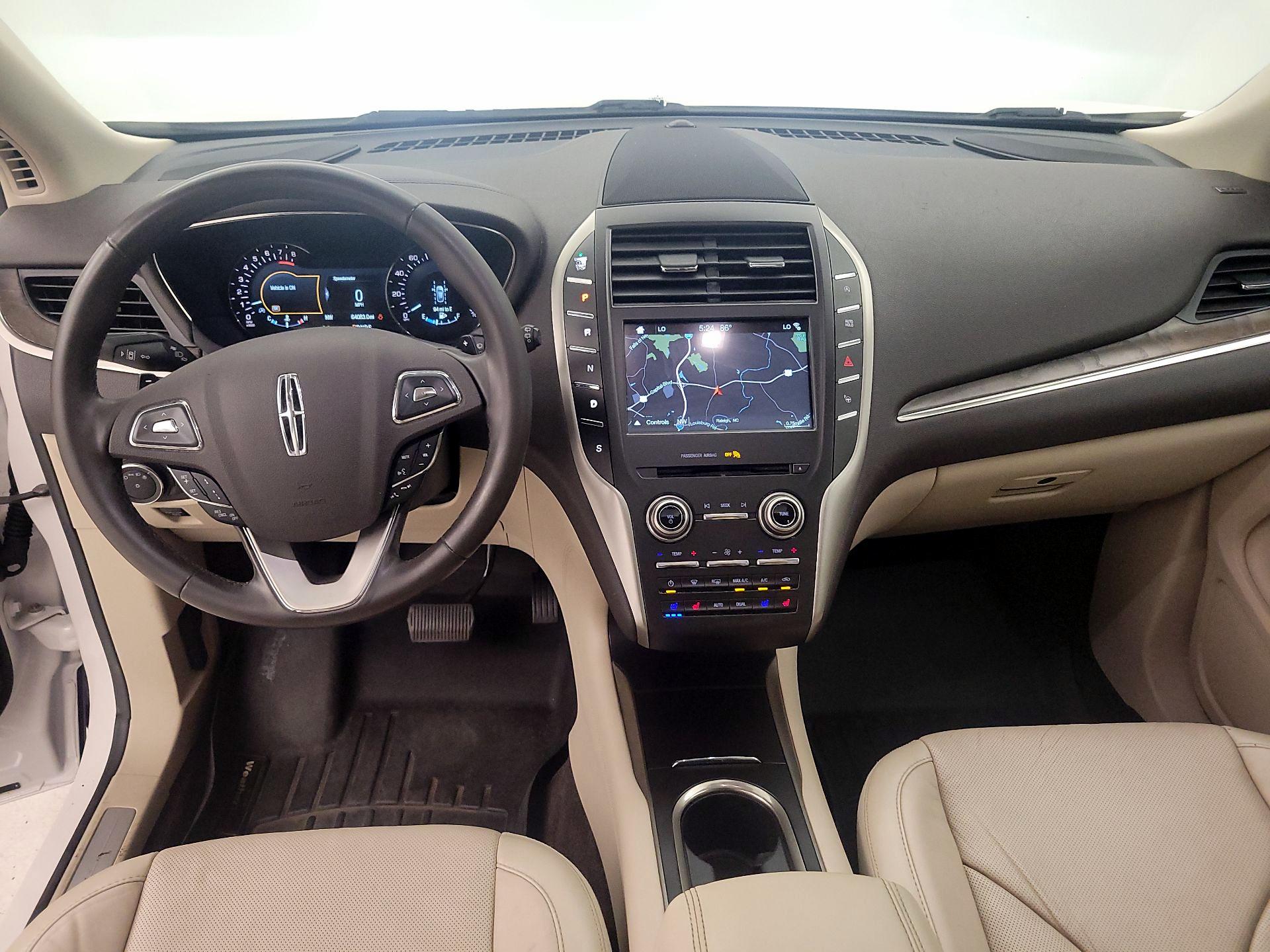 Thumbnail: 2017 Lincoln MKC - 9