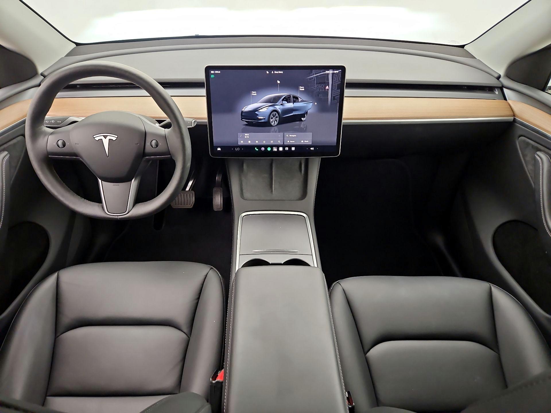 Thumbnail: 2025 Tesla Model Y - 9