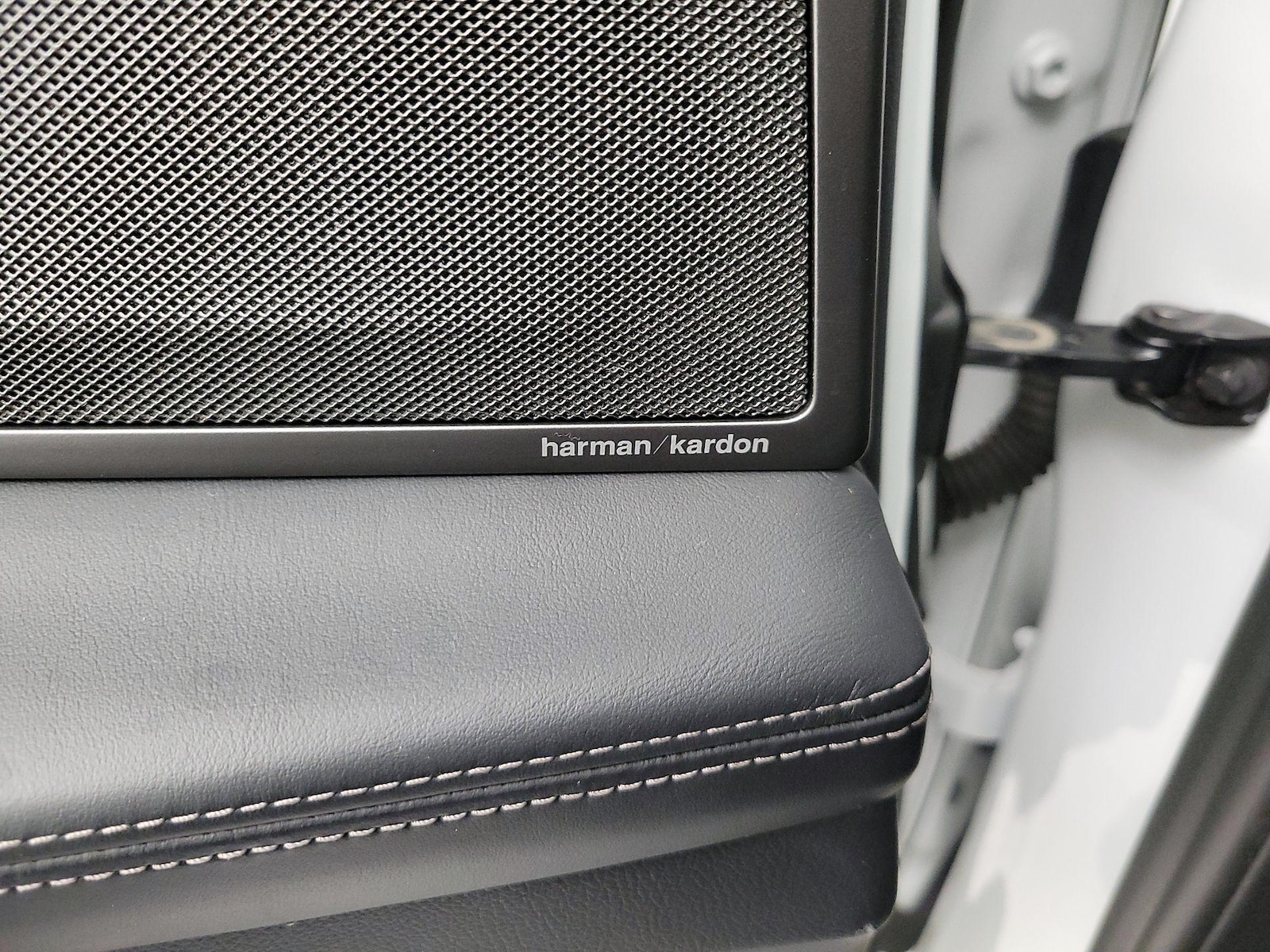 2021 BMW 7 Series 740i - Photo 26