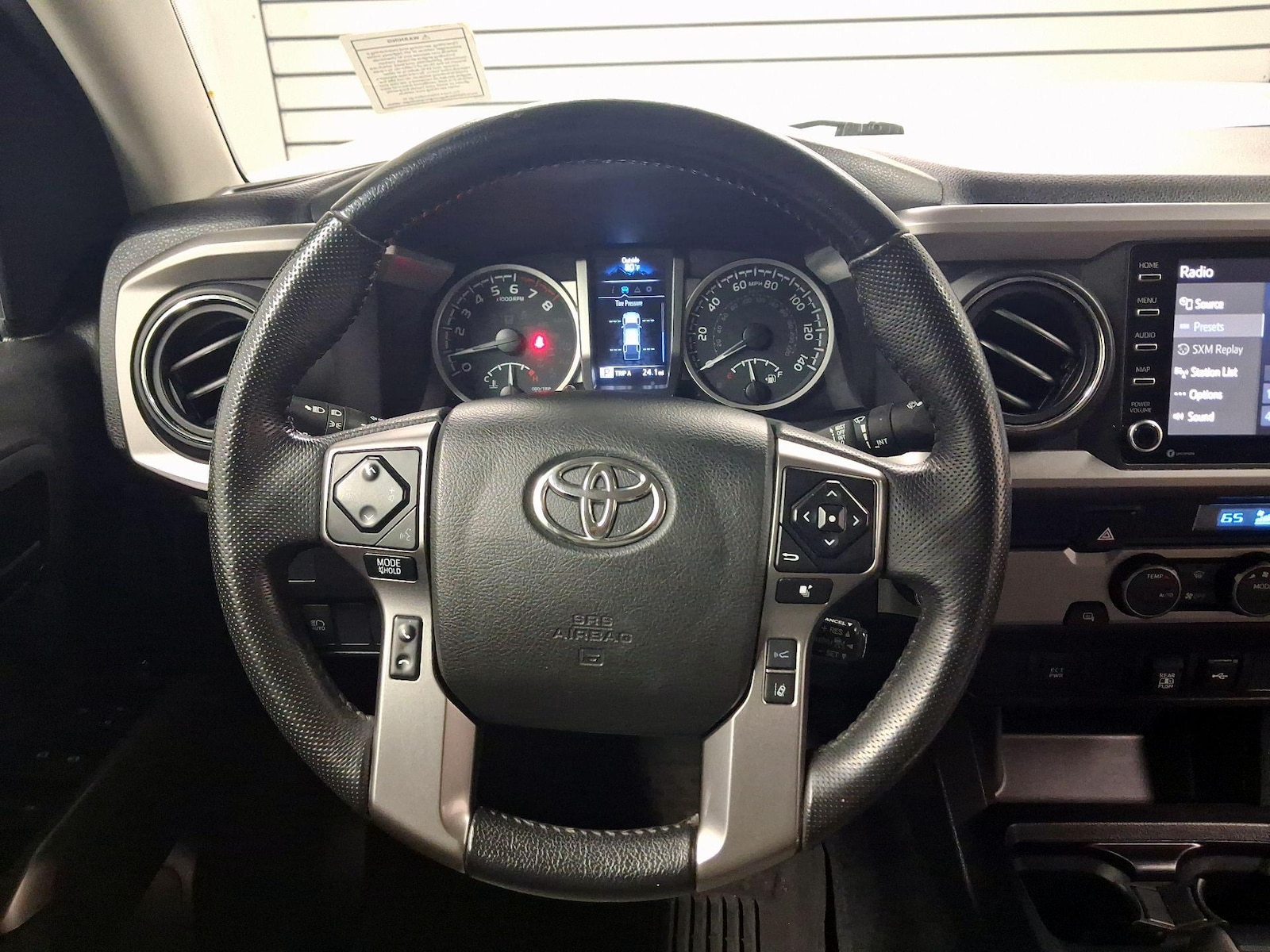 2023 Toyota Tacoma SR5 - Photo 11
