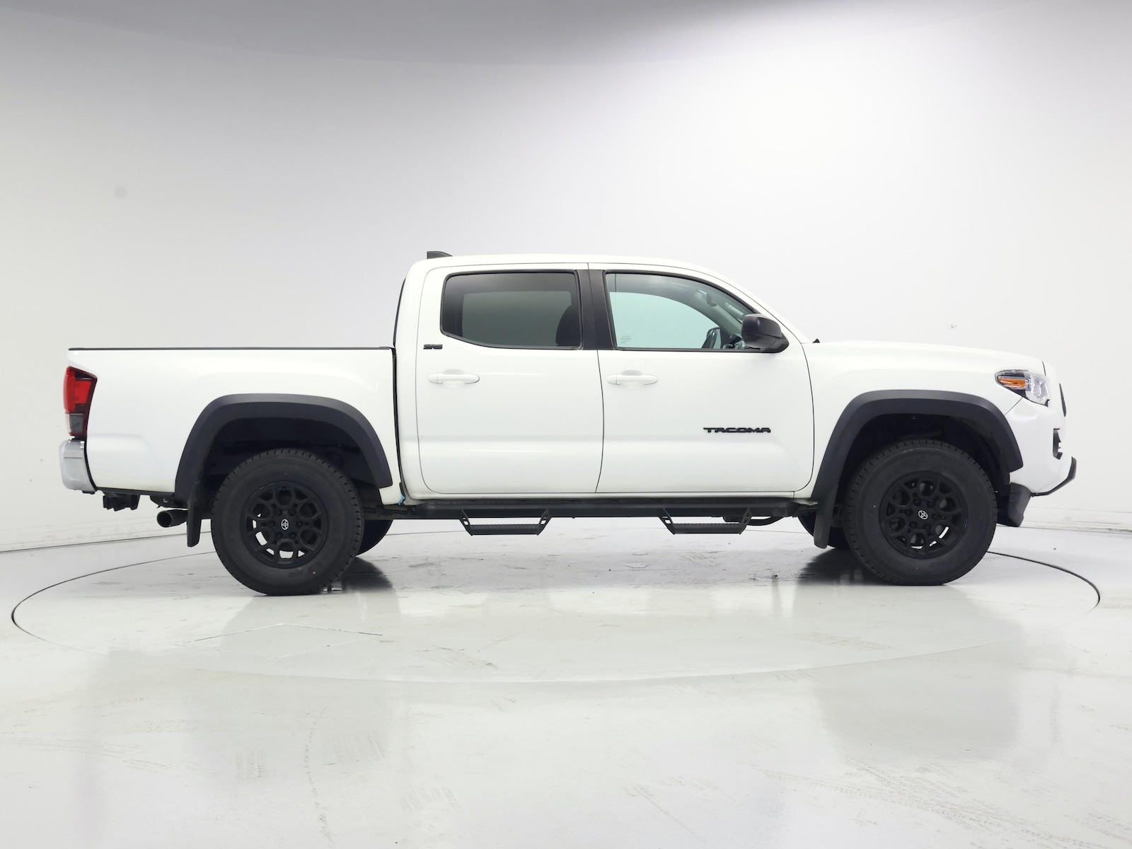 2023 Toyota Tacoma SR5 - Photo 8