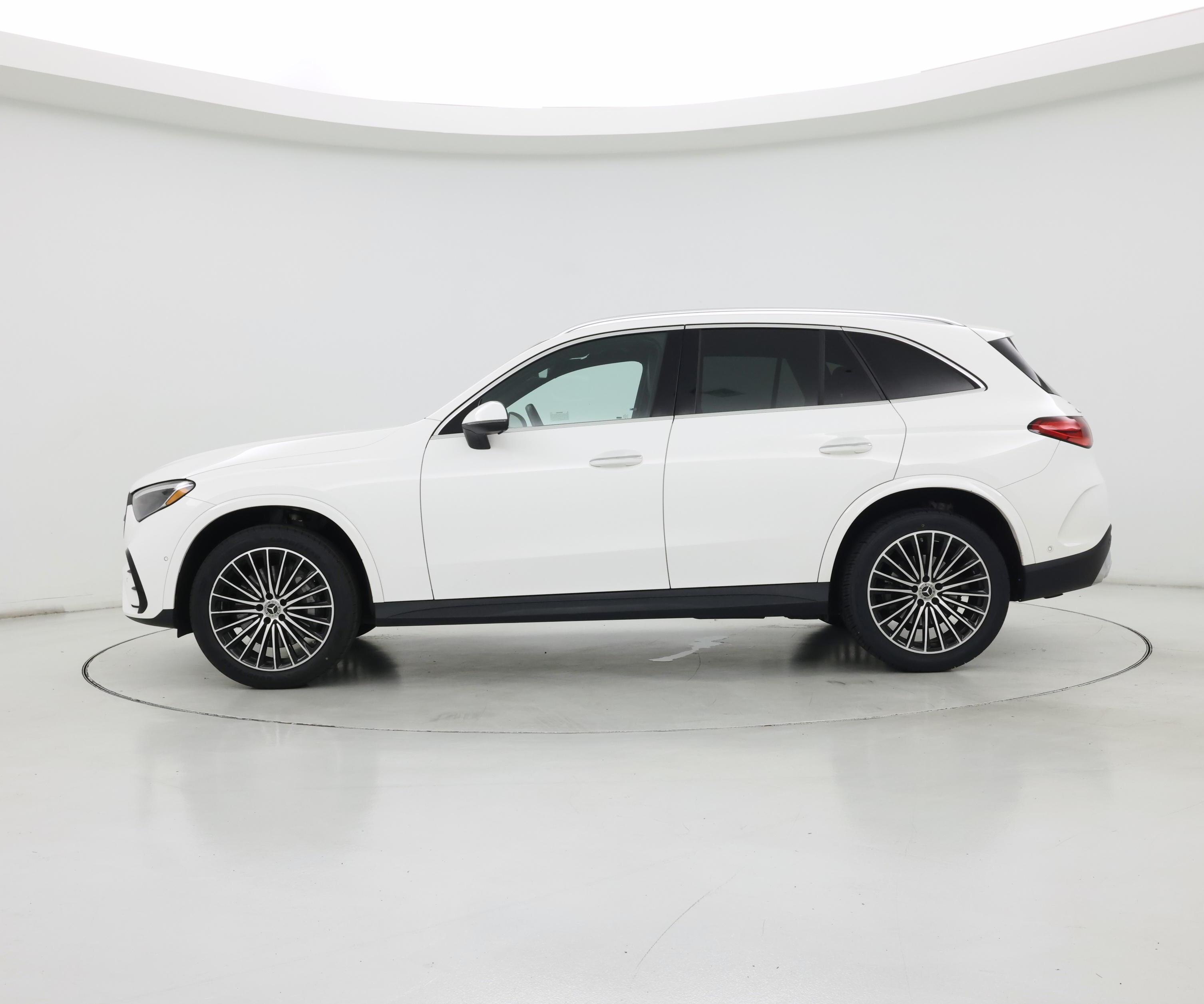 Thumbnail: 2023 Mercedes-Benz GLC - 3