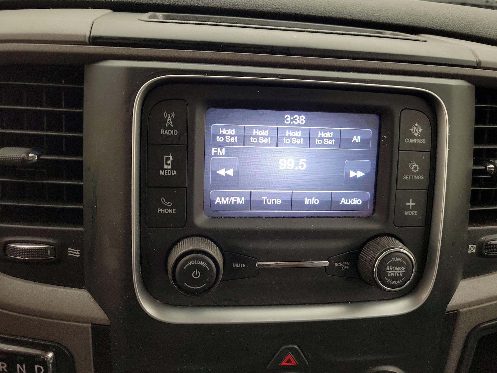 2021 RAM Ram 1500 Classic Tradesman - Photo 16