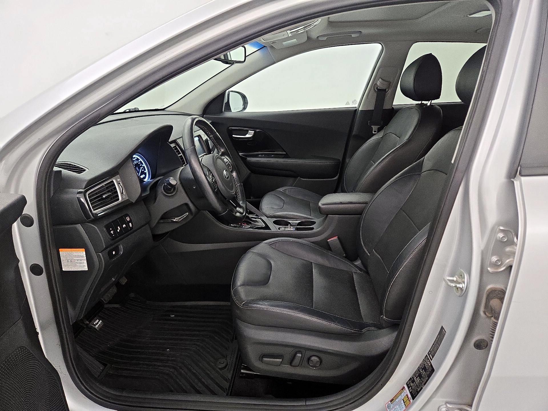 Thumbnail: 2019 Kia Niro - 11
