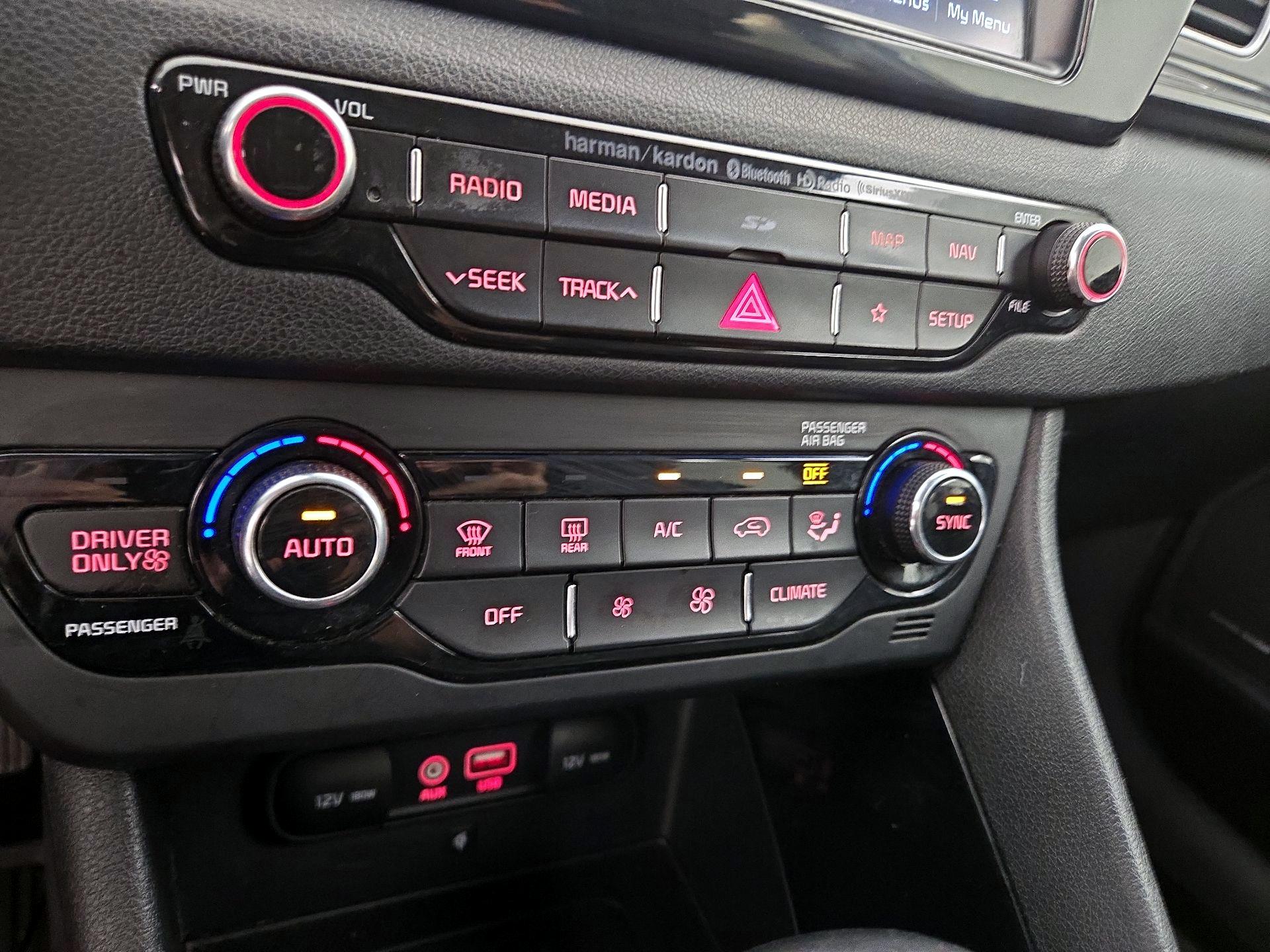 Thumbnail: 2019 Kia Niro - 17