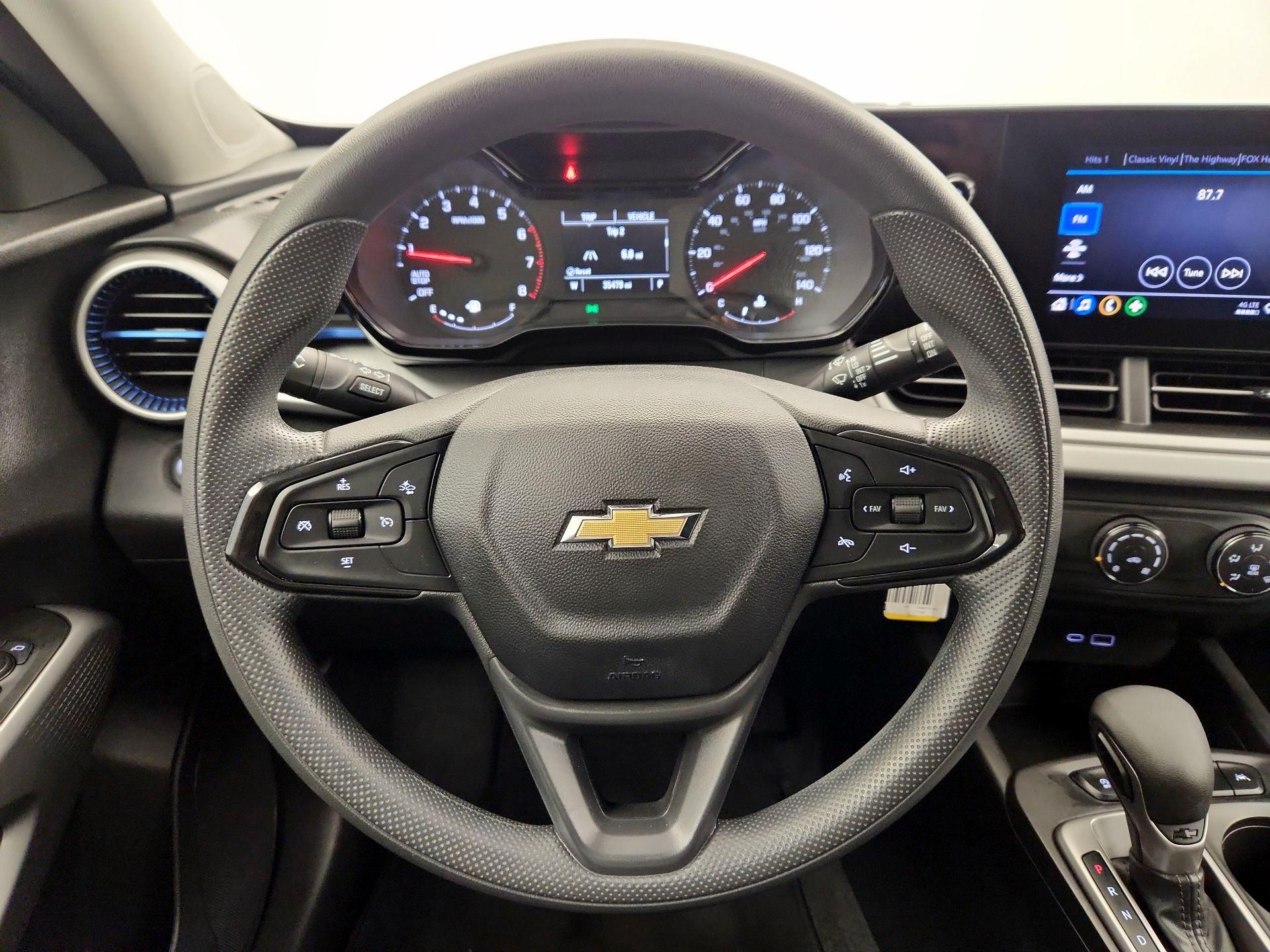 Thumbnail: 2024 Chevrolet Trax - 10