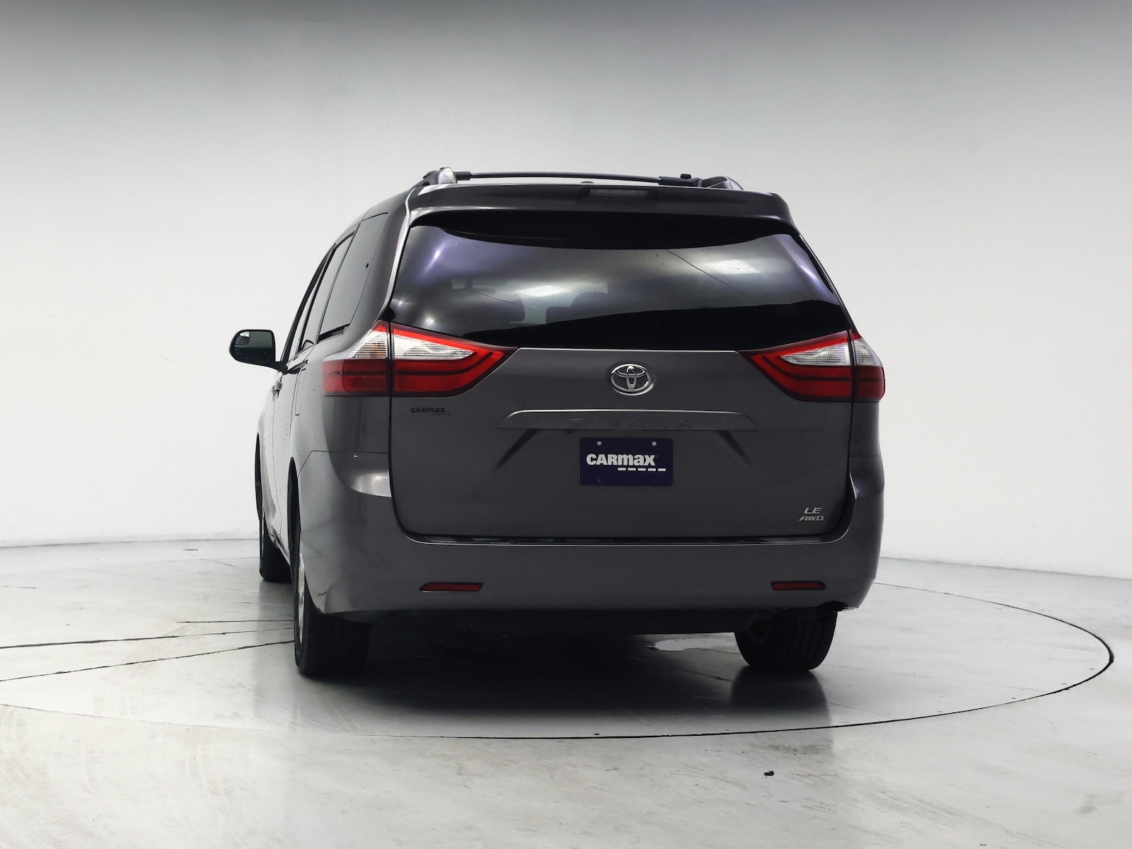 2016 Toyota Sienna LE - Photo 7