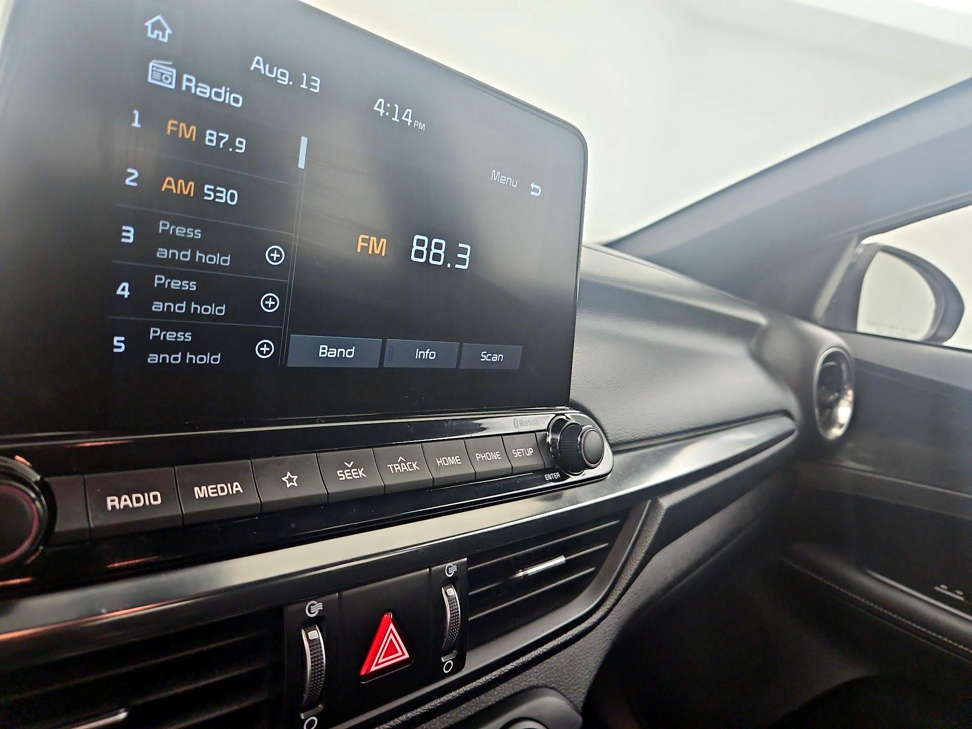 Thumbnail: 2021 Kia Forte - 15