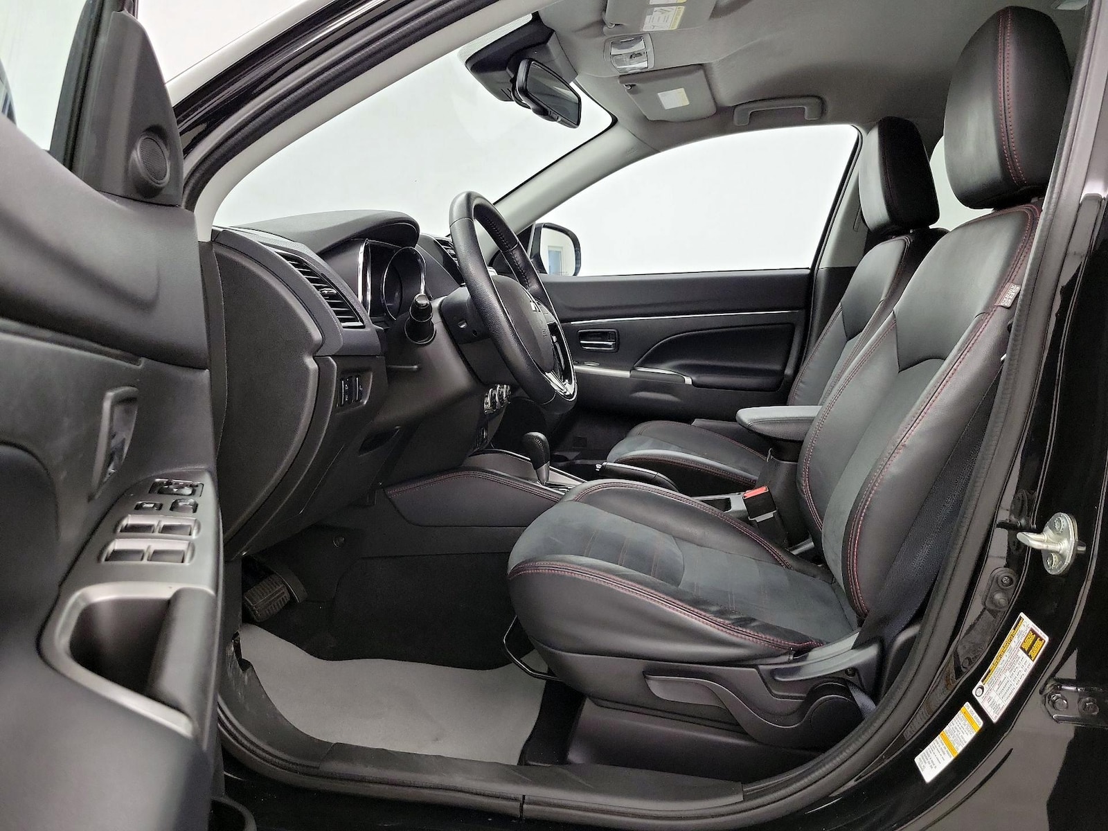 2022 Mitsubishi Outlander Sport SE - Photo 12