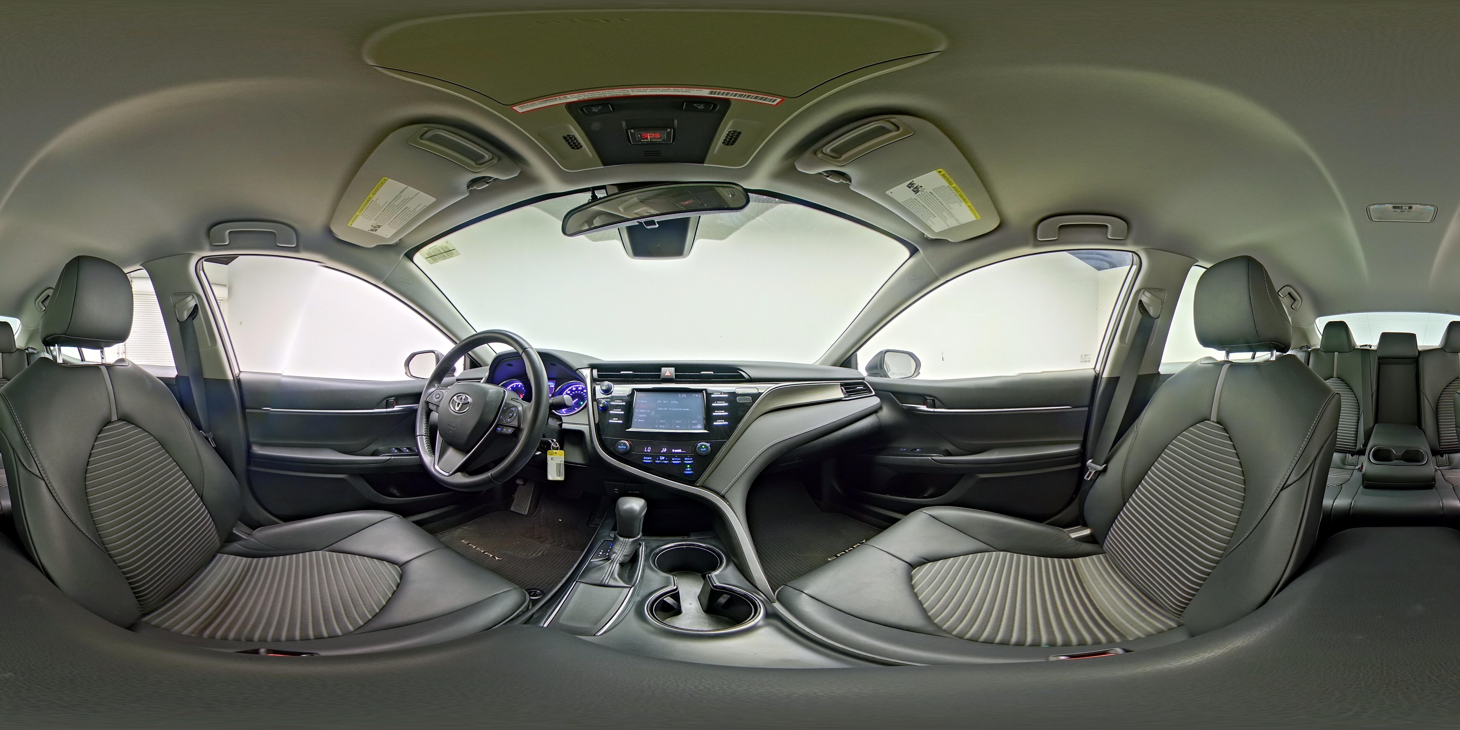 2019 Toyota Camry SE - Photo 22