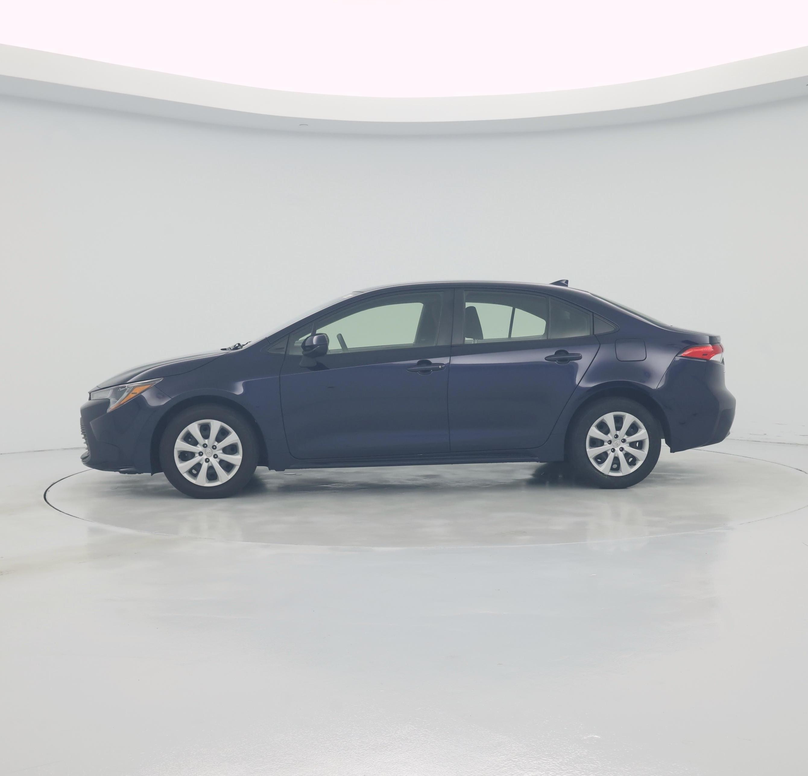 Thumbnail: 2023 Toyota Corolla - 3