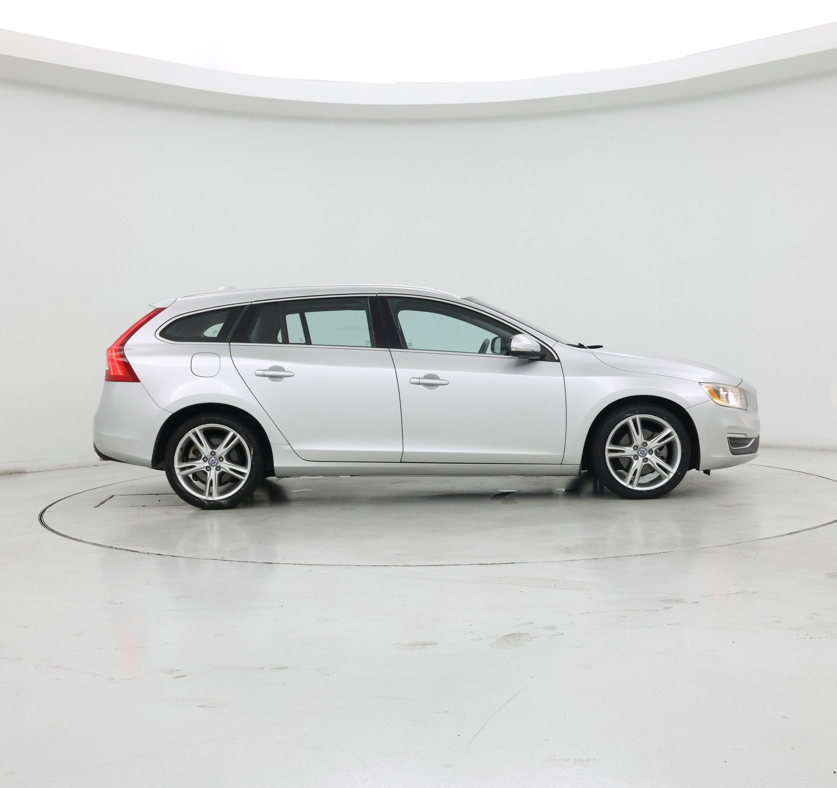 Thumbnail: 2016 Volvo V60 - 7