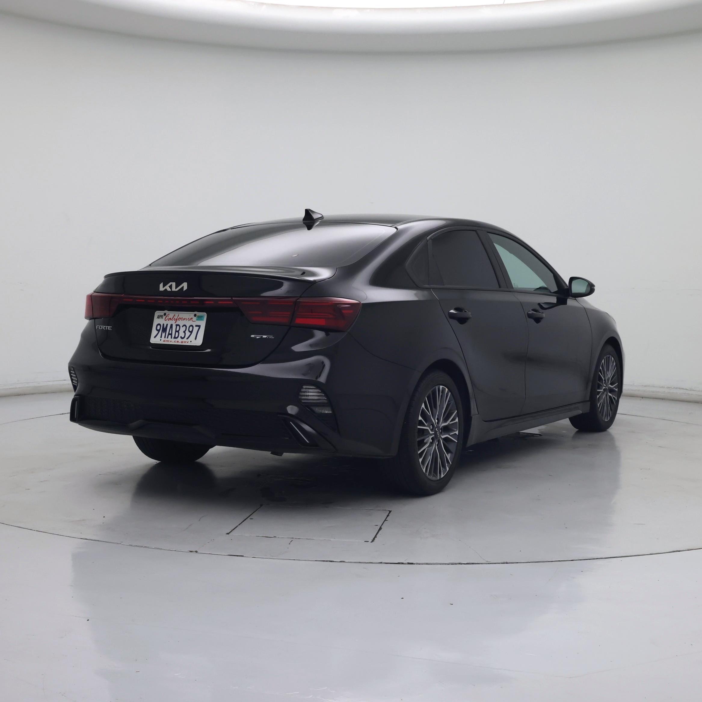 Thumbnail: 2024 Kia Forte - 8