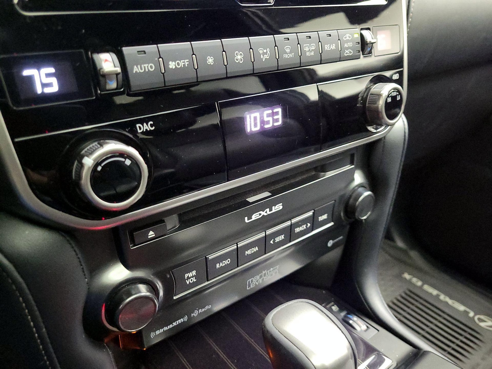 2022 Lexus GX PREMIUM - Photo 18