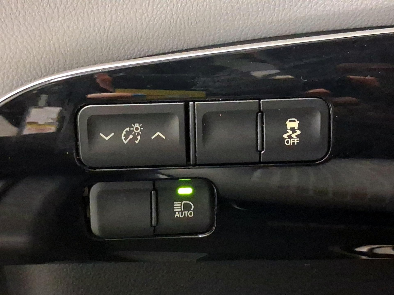 2017 Toyota Prius Two Eco - Photo 12
