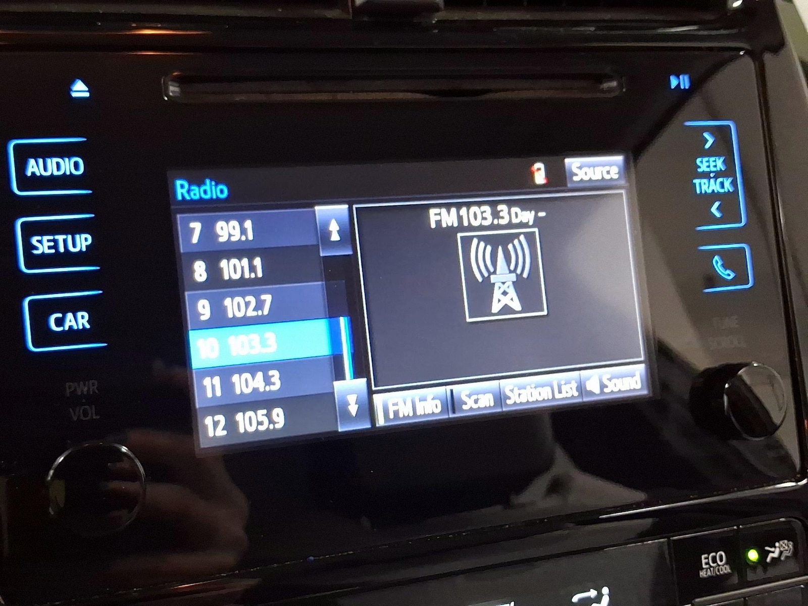 2017 Toyota Prius Two Eco - Photo 14
