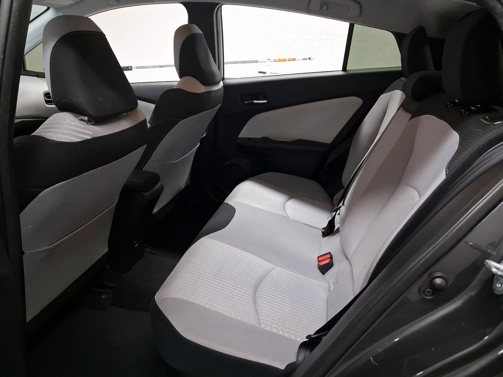 2017 Toyota Prius Two Eco - Photo 18