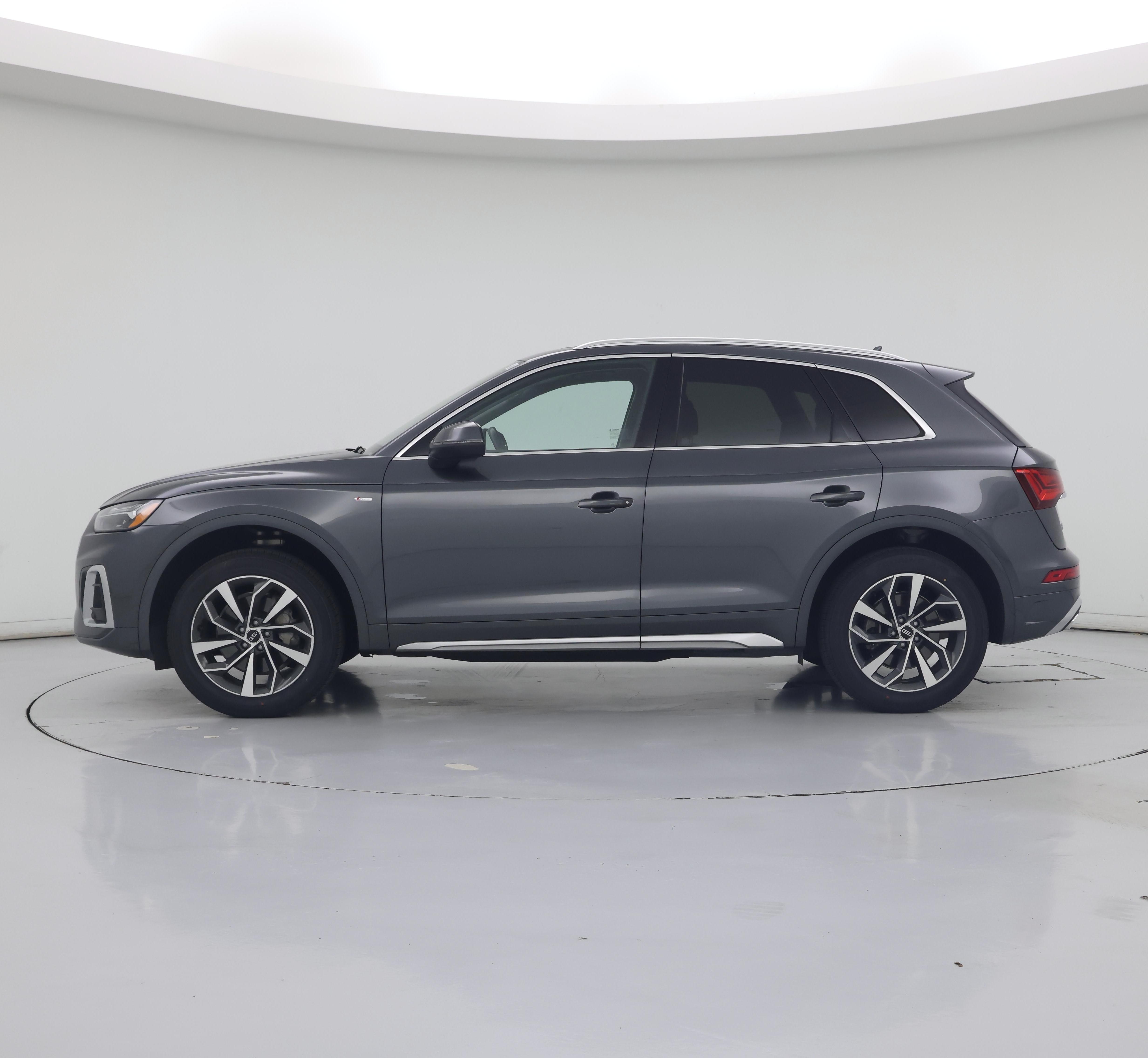 Thumbnail: 2023 Audi Q5 - 3