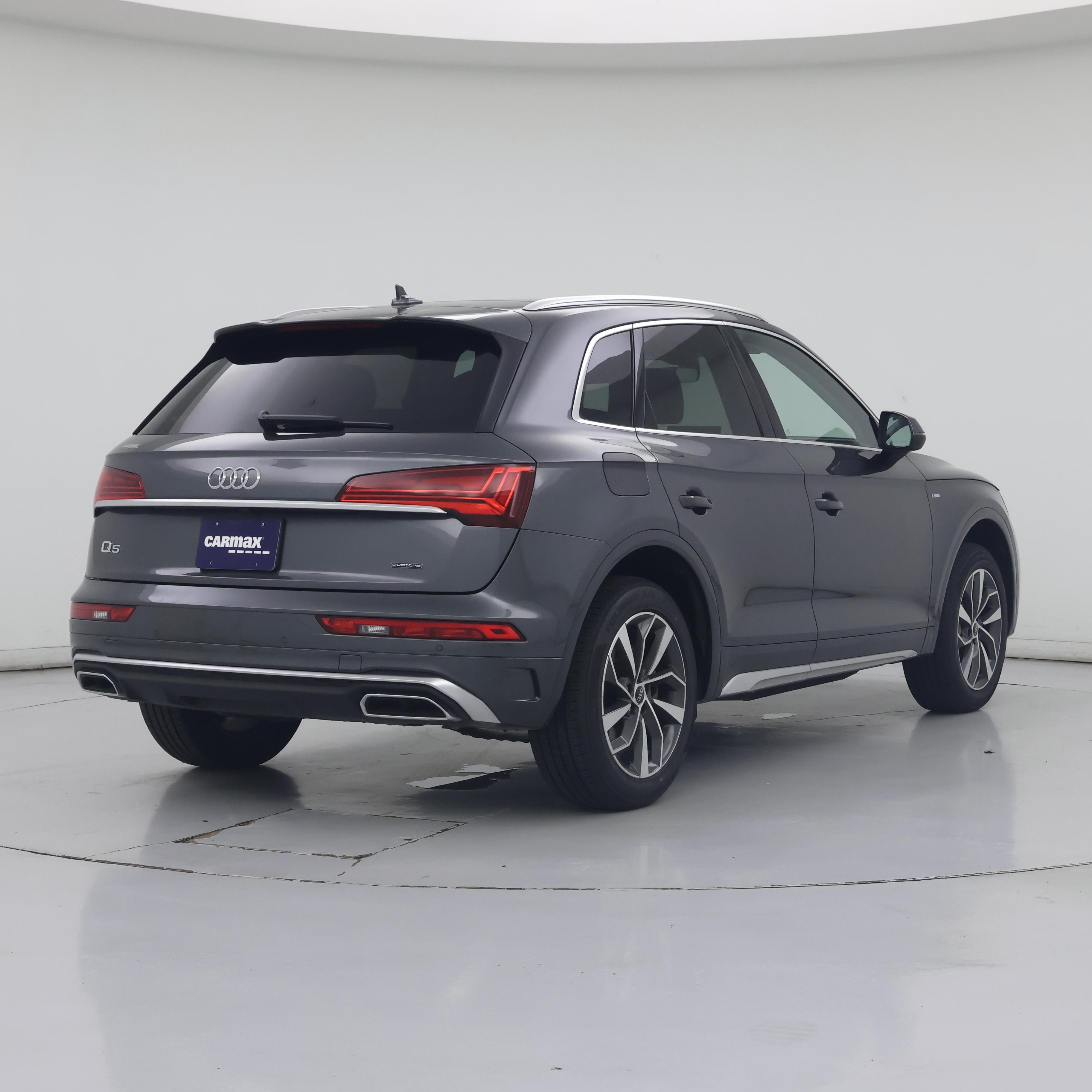 Thumbnail: 2023 Audi Q5 - 8