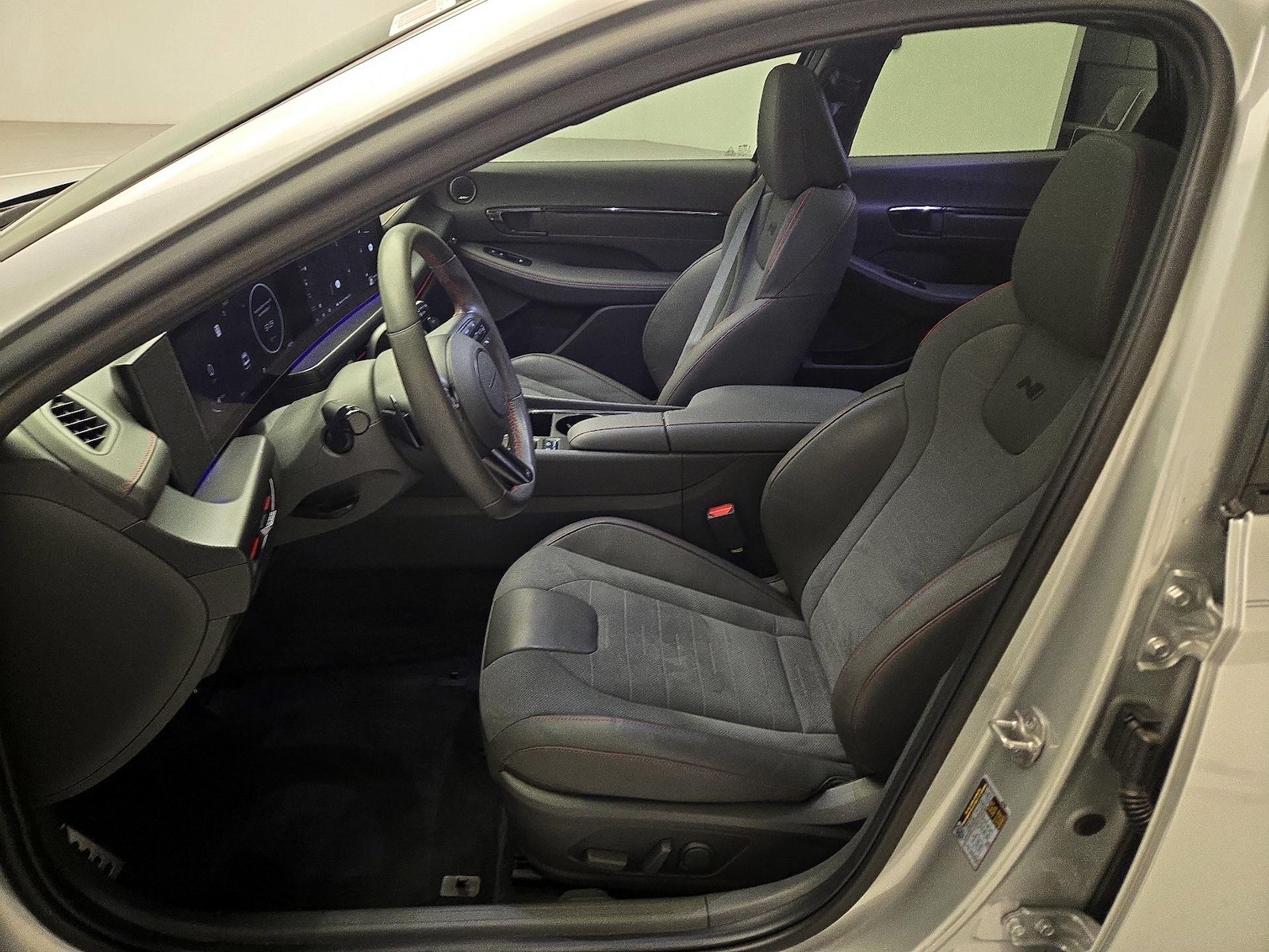 2025 Hyundai Sonata N Line - Photo 10