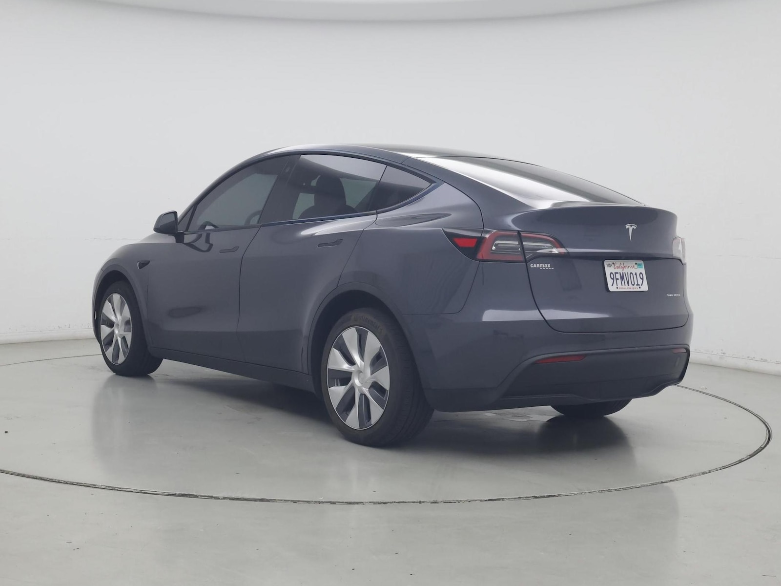 2023 Tesla Model Y Long Range - Photo 3