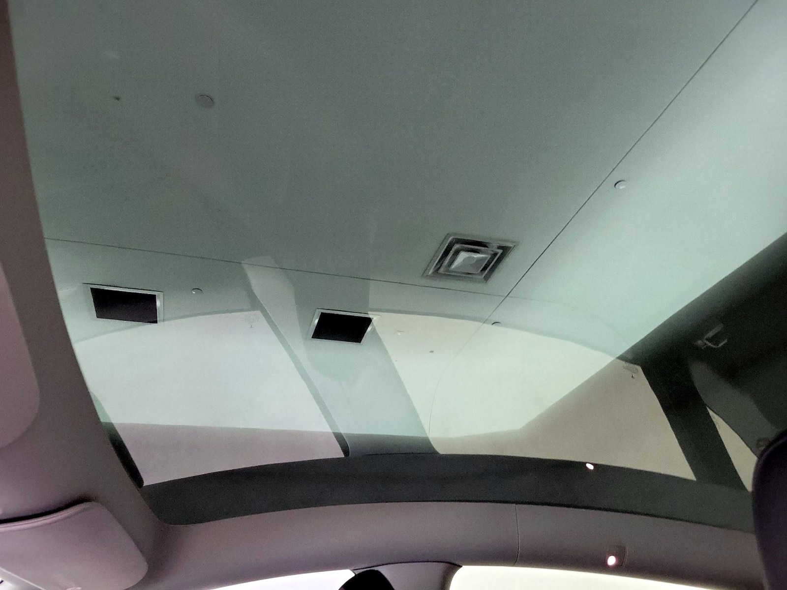 2023 Tesla Model Y Long Range - Photo 20