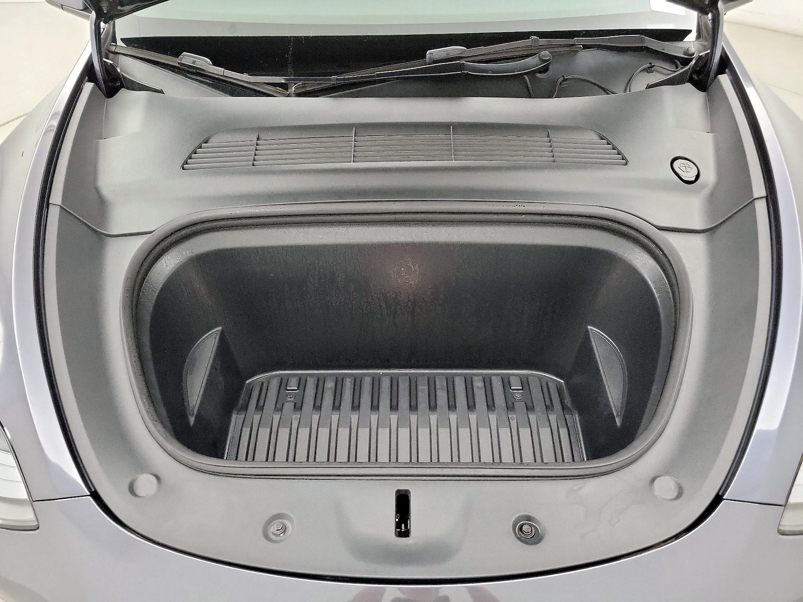 2023 Tesla Model Y Long Range - Photo 23