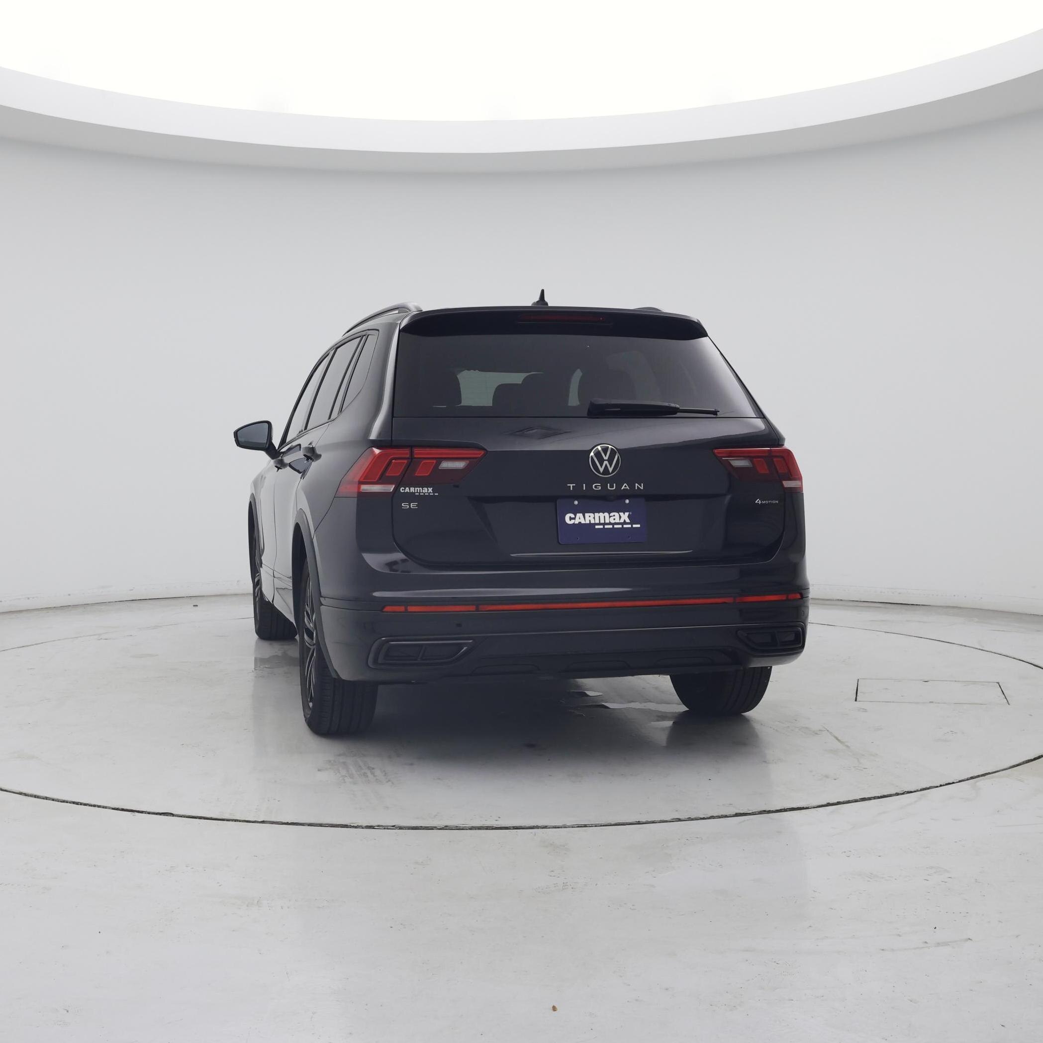 Thumbnail: 2022 Volkswagen Tiguan - 6