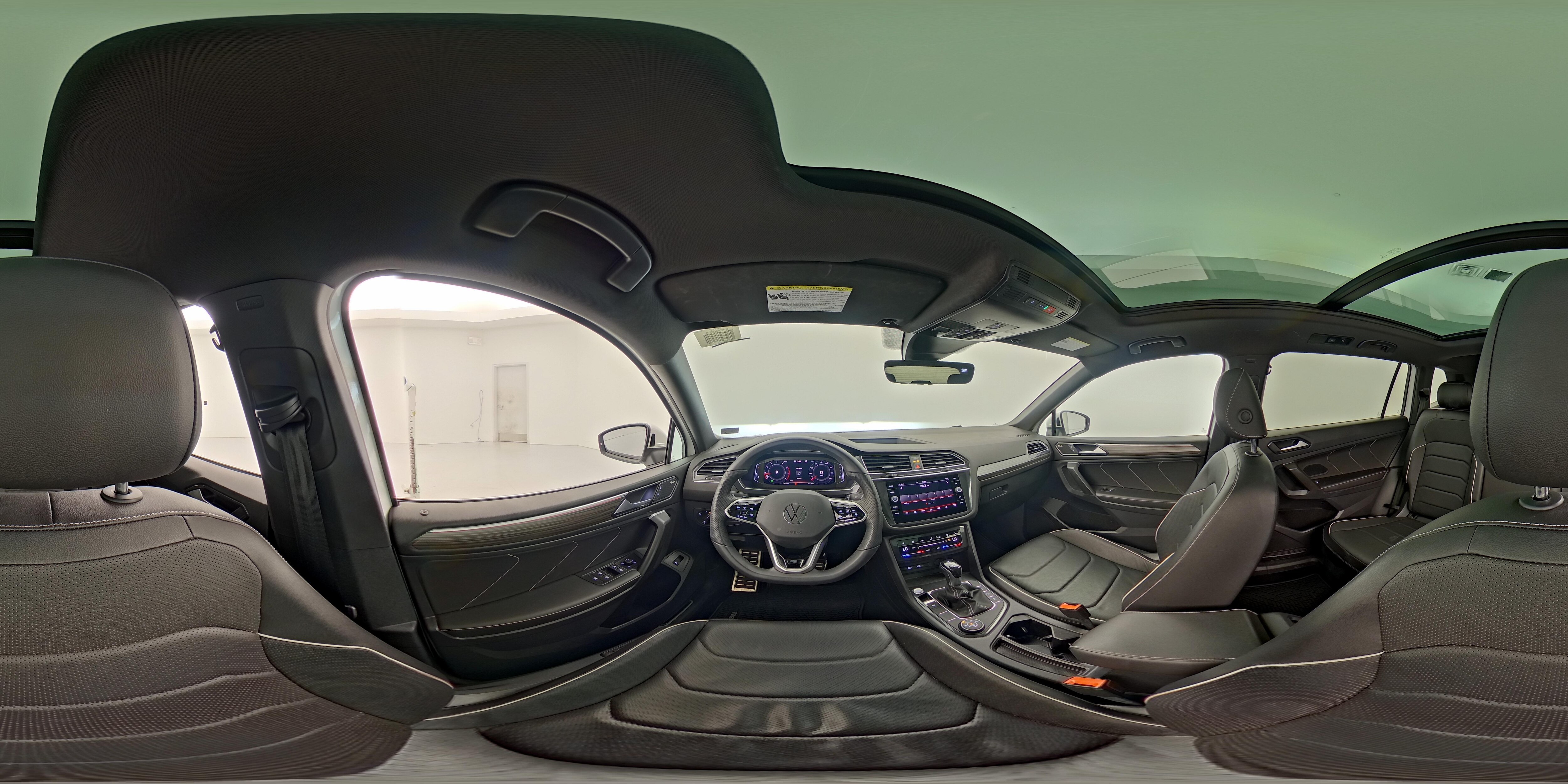 2022 Volkswagen Tiguan SEL R-LINE - Photo 25