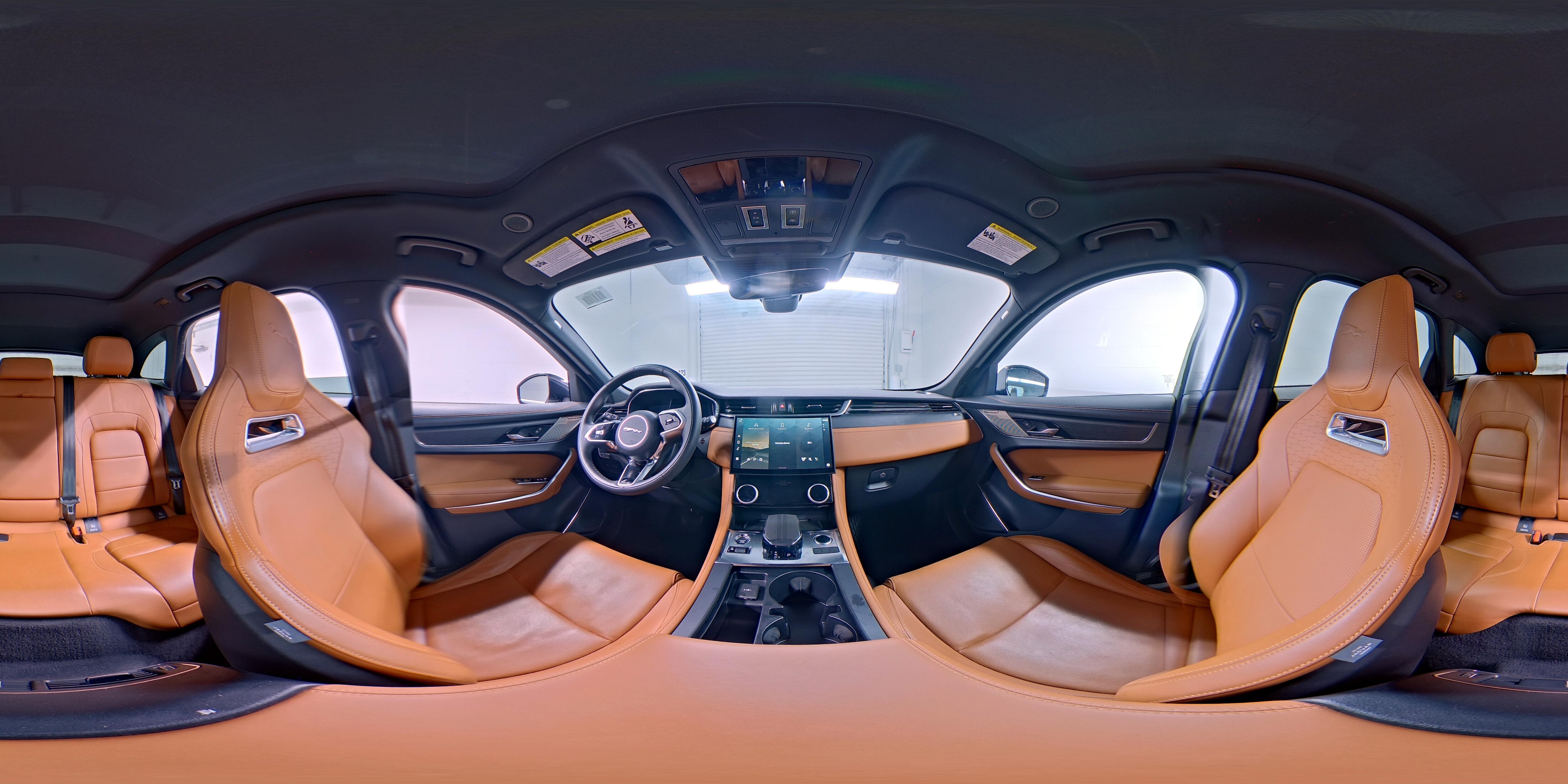 2024 Jaguar F-PACE R-Dynamic S - Photo 27