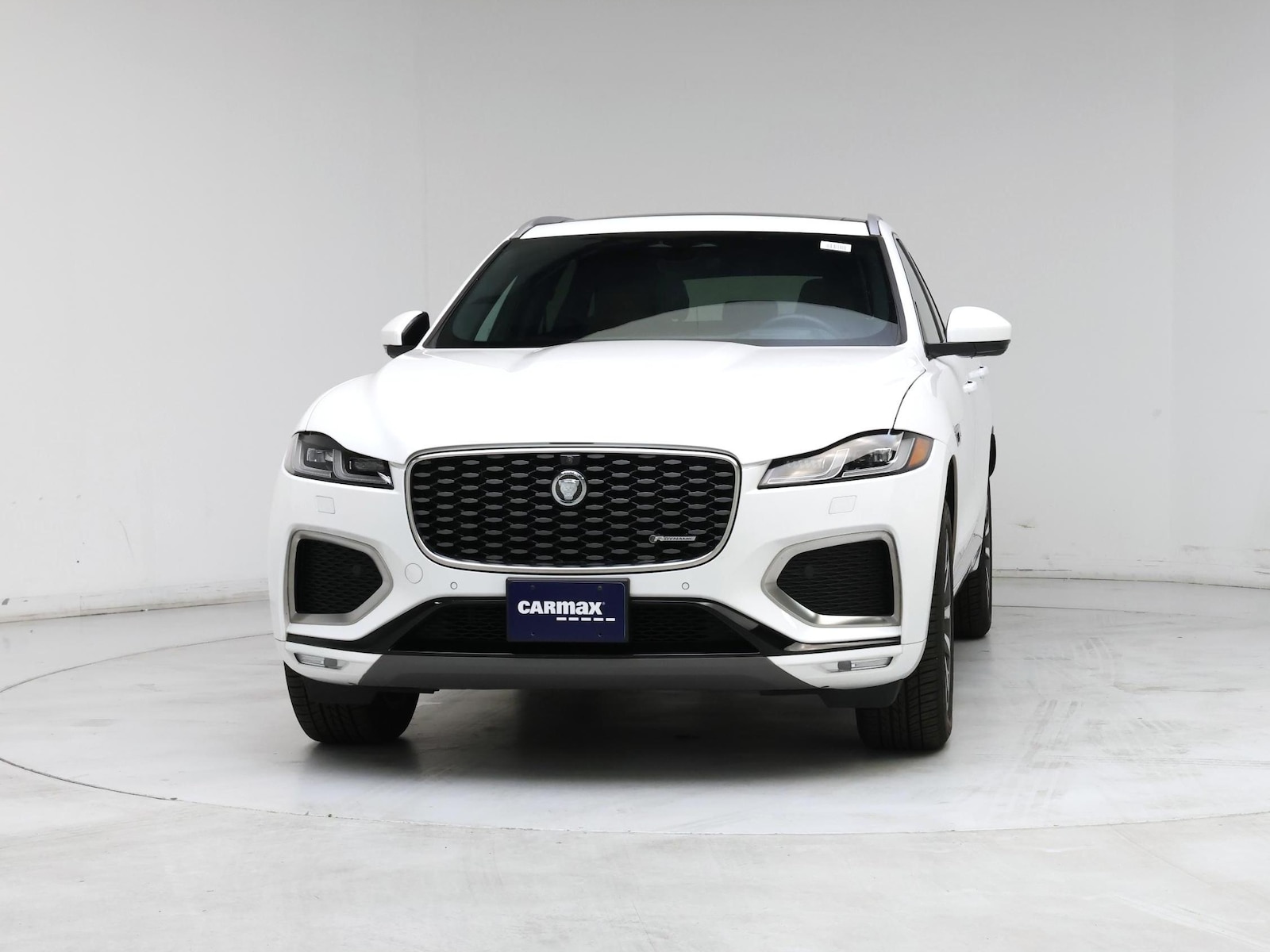 2024 Jaguar F-PACE R-Dynamic S - Photo 6