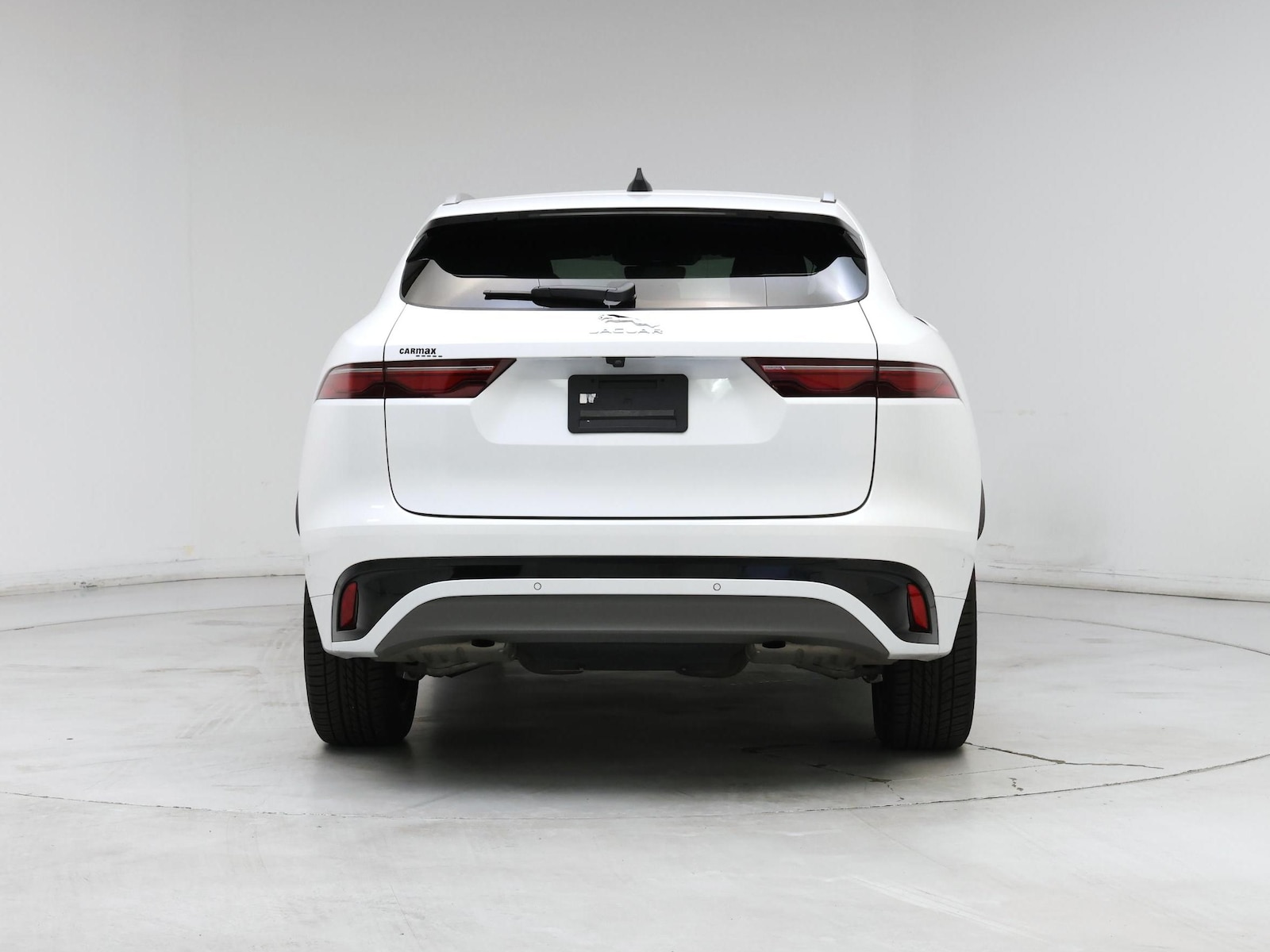 2024 Jaguar F-PACE R-Dynamic S - Photo 7