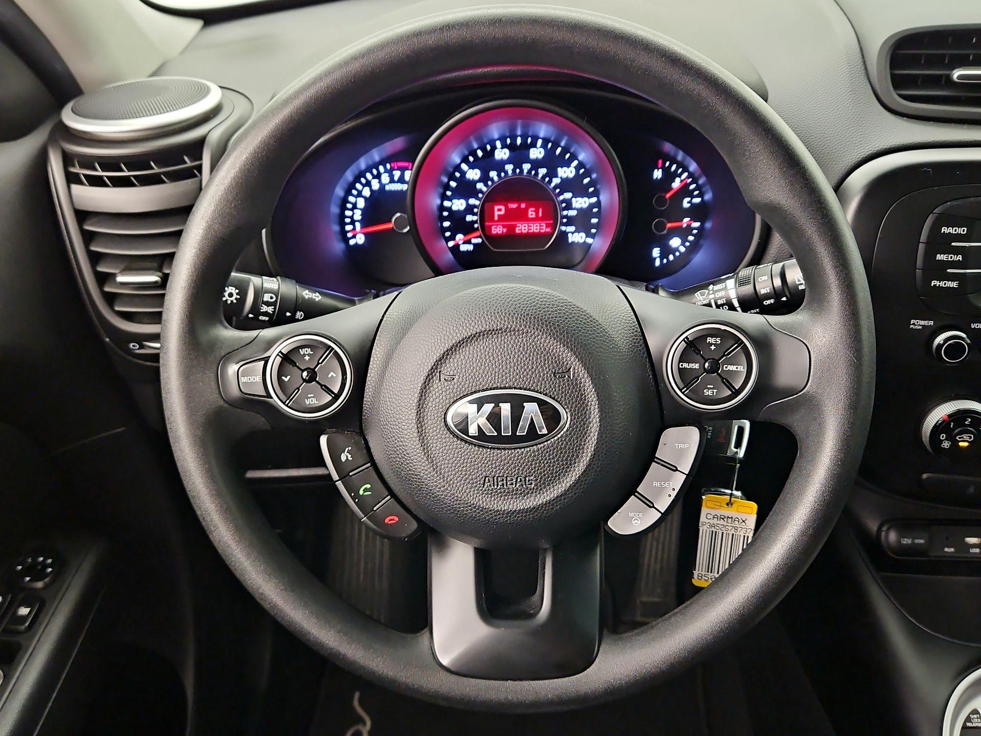 Thumbnail: 2016 Kia Soul - 10