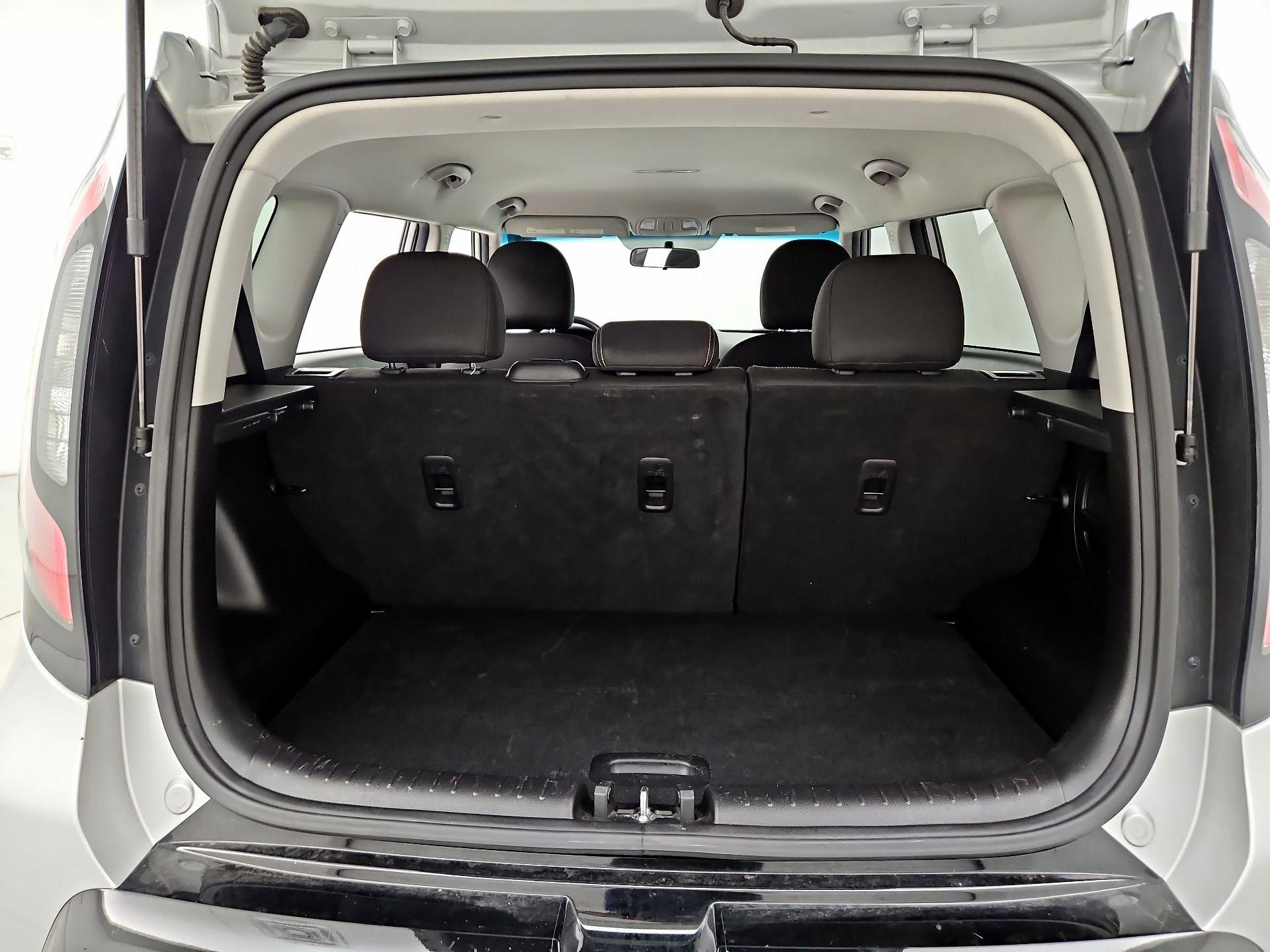 Thumbnail: 2016 Kia Soul - 20