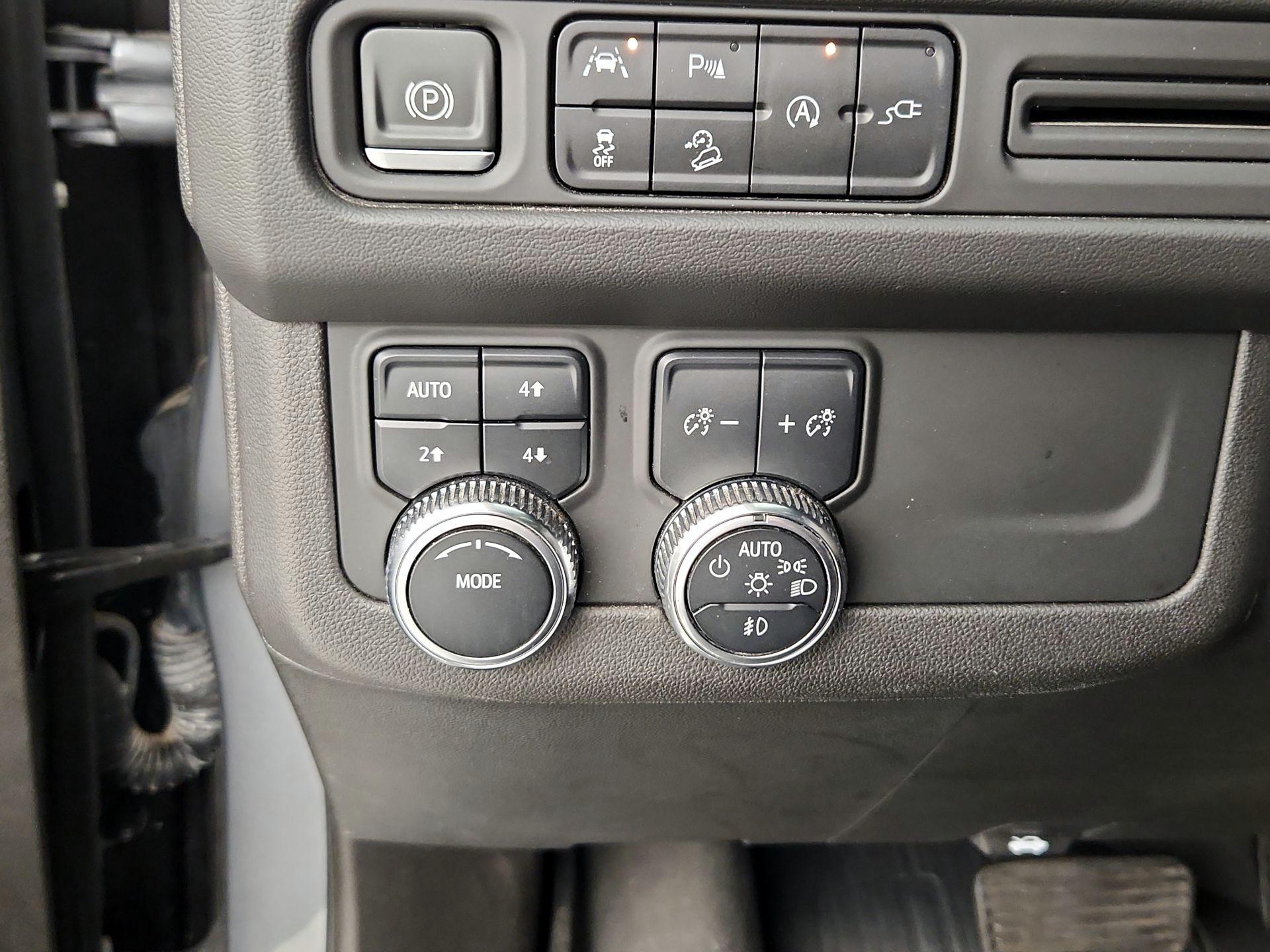 Thumbnail: 2021 GMC Yukon - 13